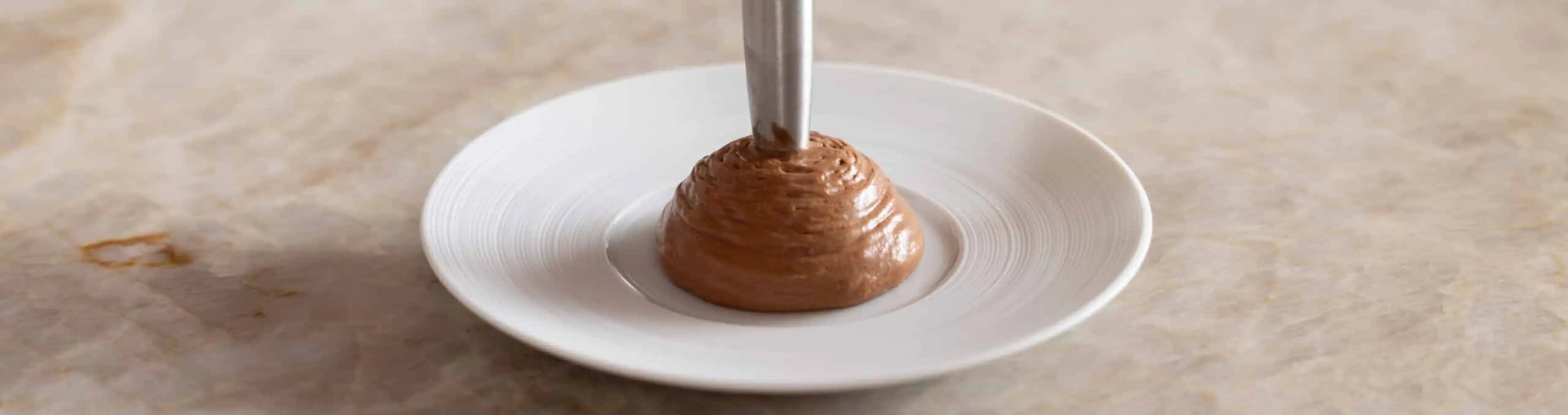 Dark chocolate espuma