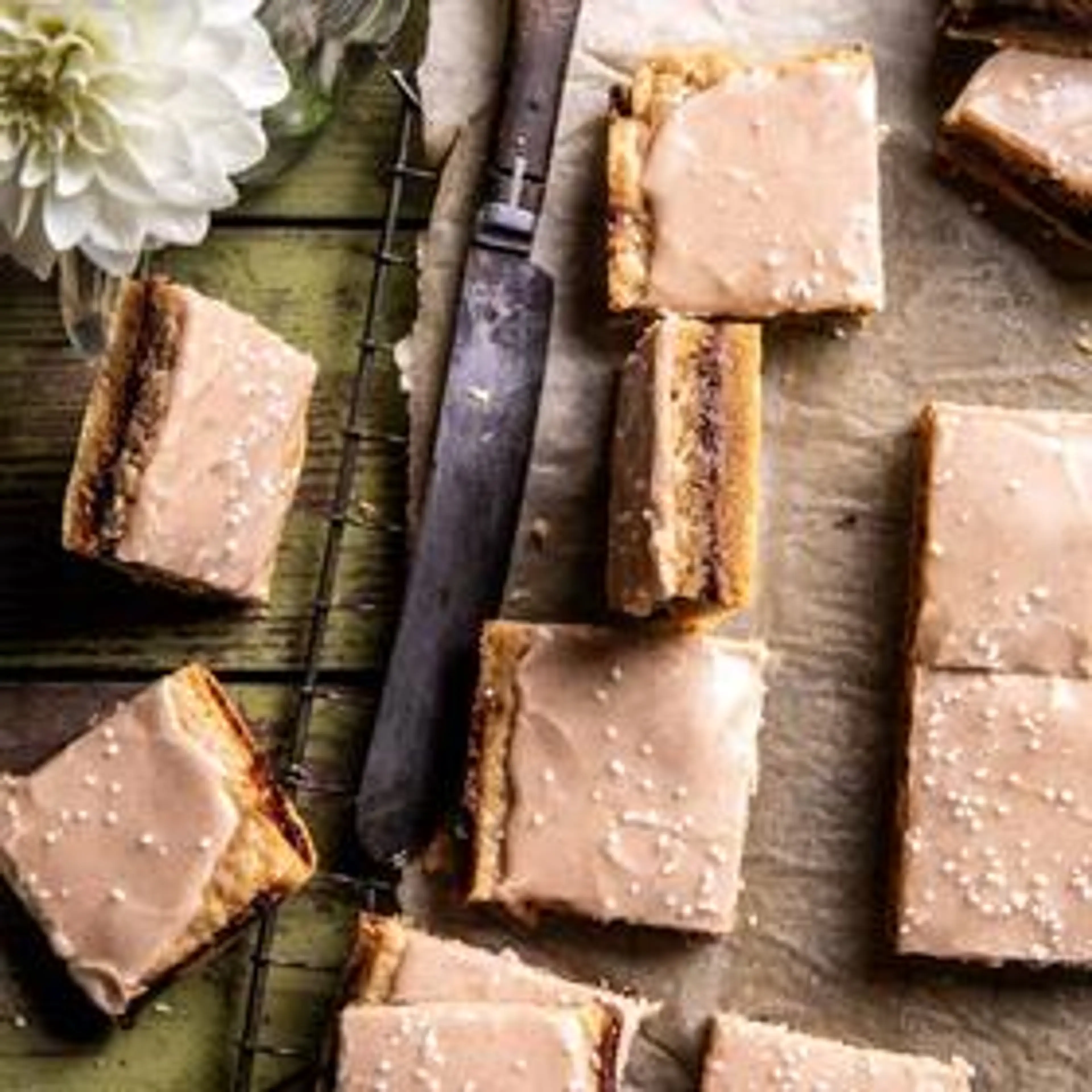 Frosted Brown Sugar Cinnamon Pop Tart Bars.