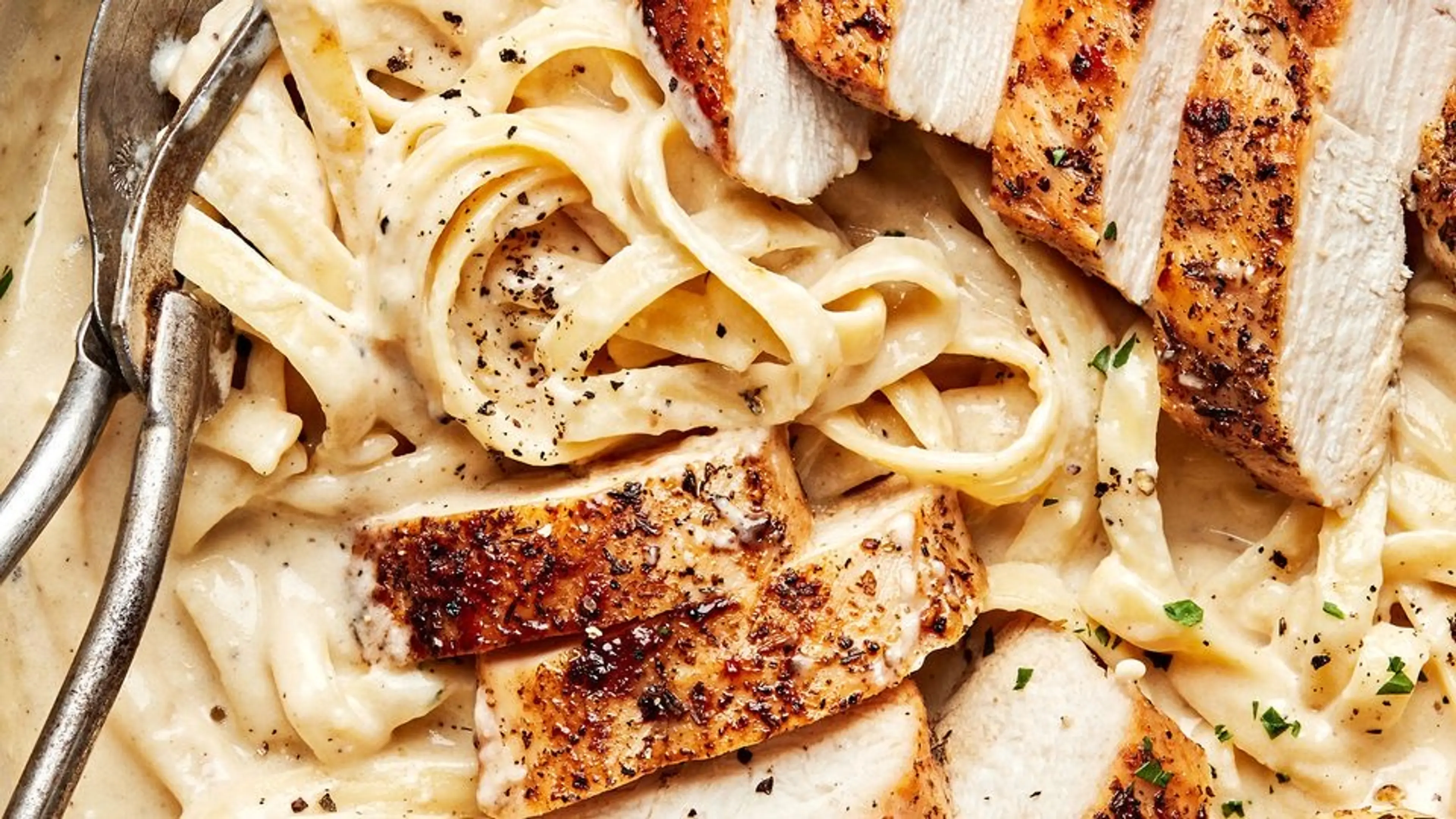 Chicken Fettuccine Alfredo