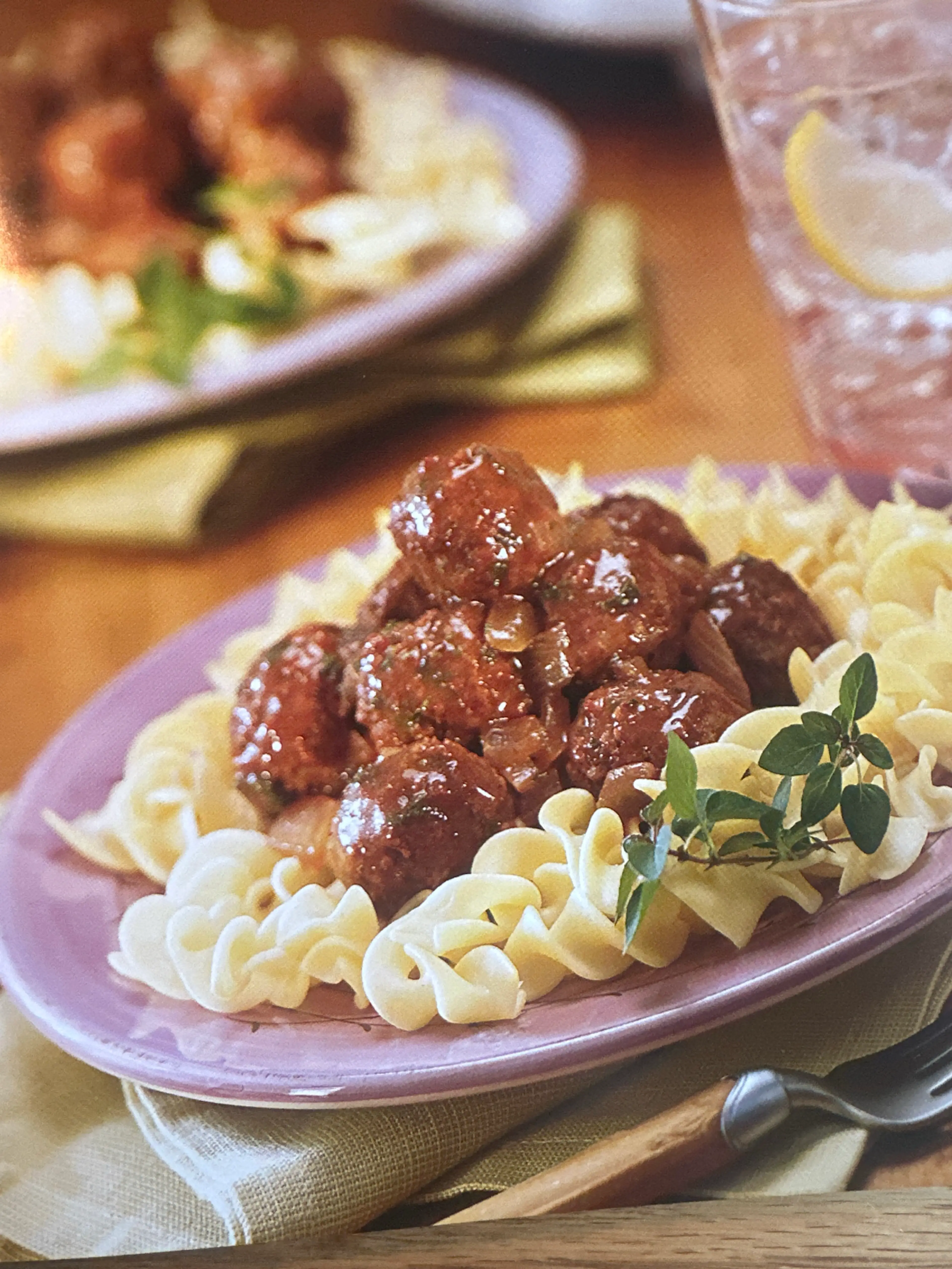 Meatballs in Burgundy Sauce