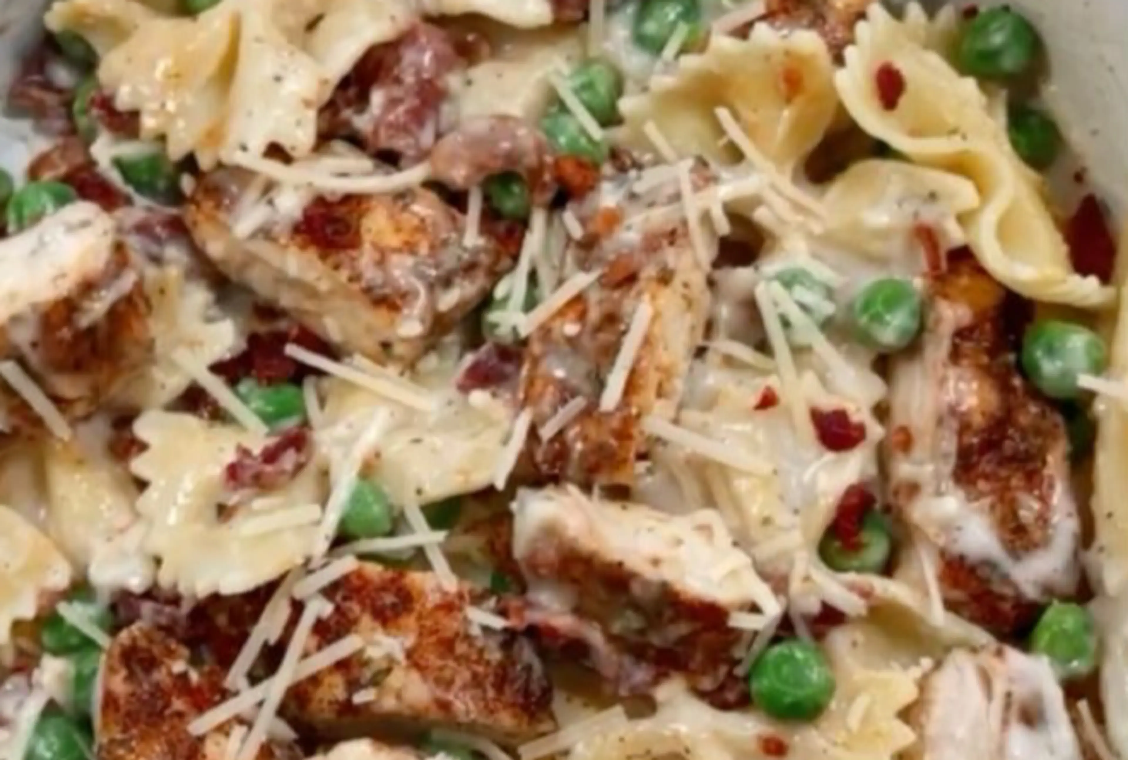 CHICKEN CARBONARA BOWLS