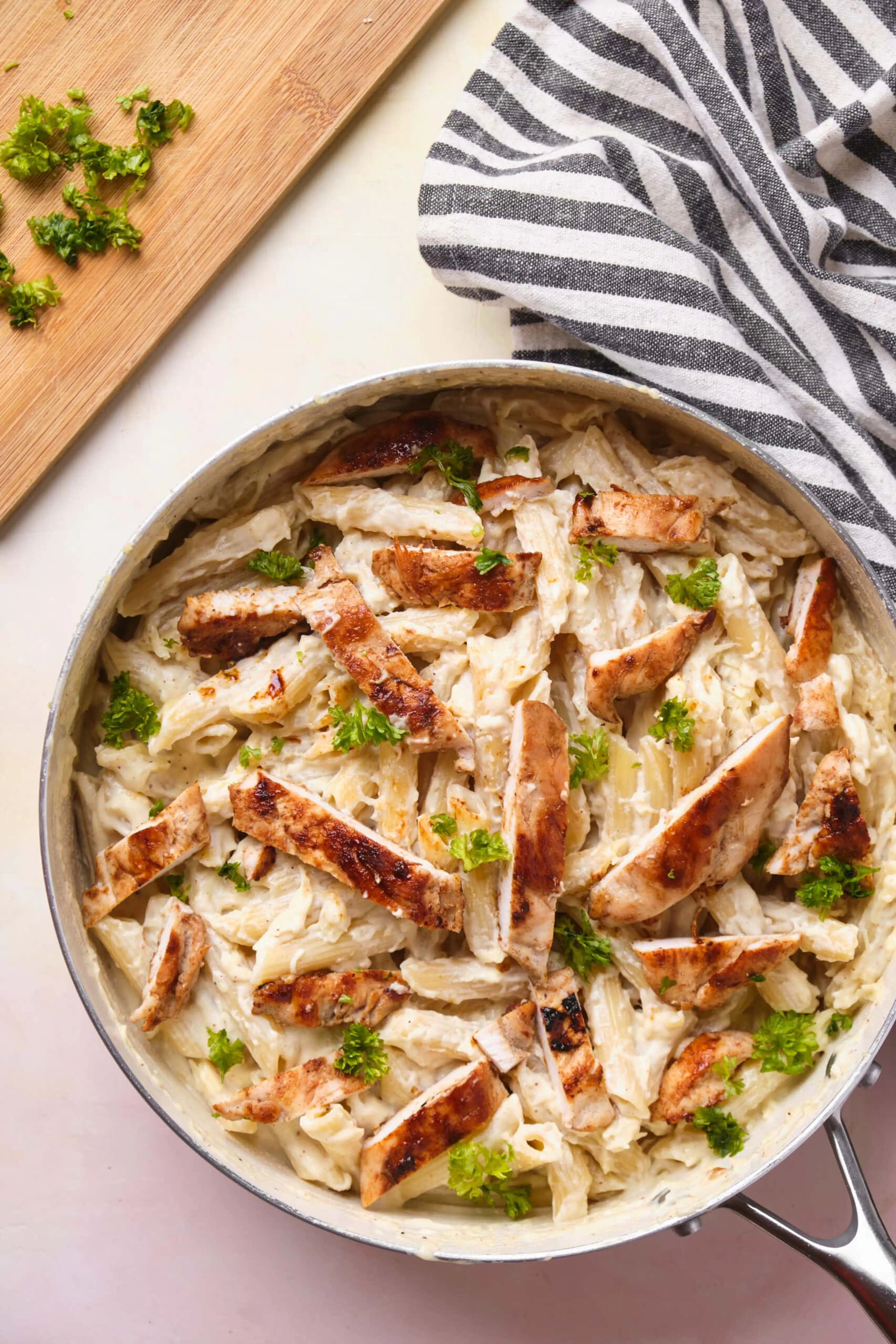 Garlic Parmesan Chicken Pasta