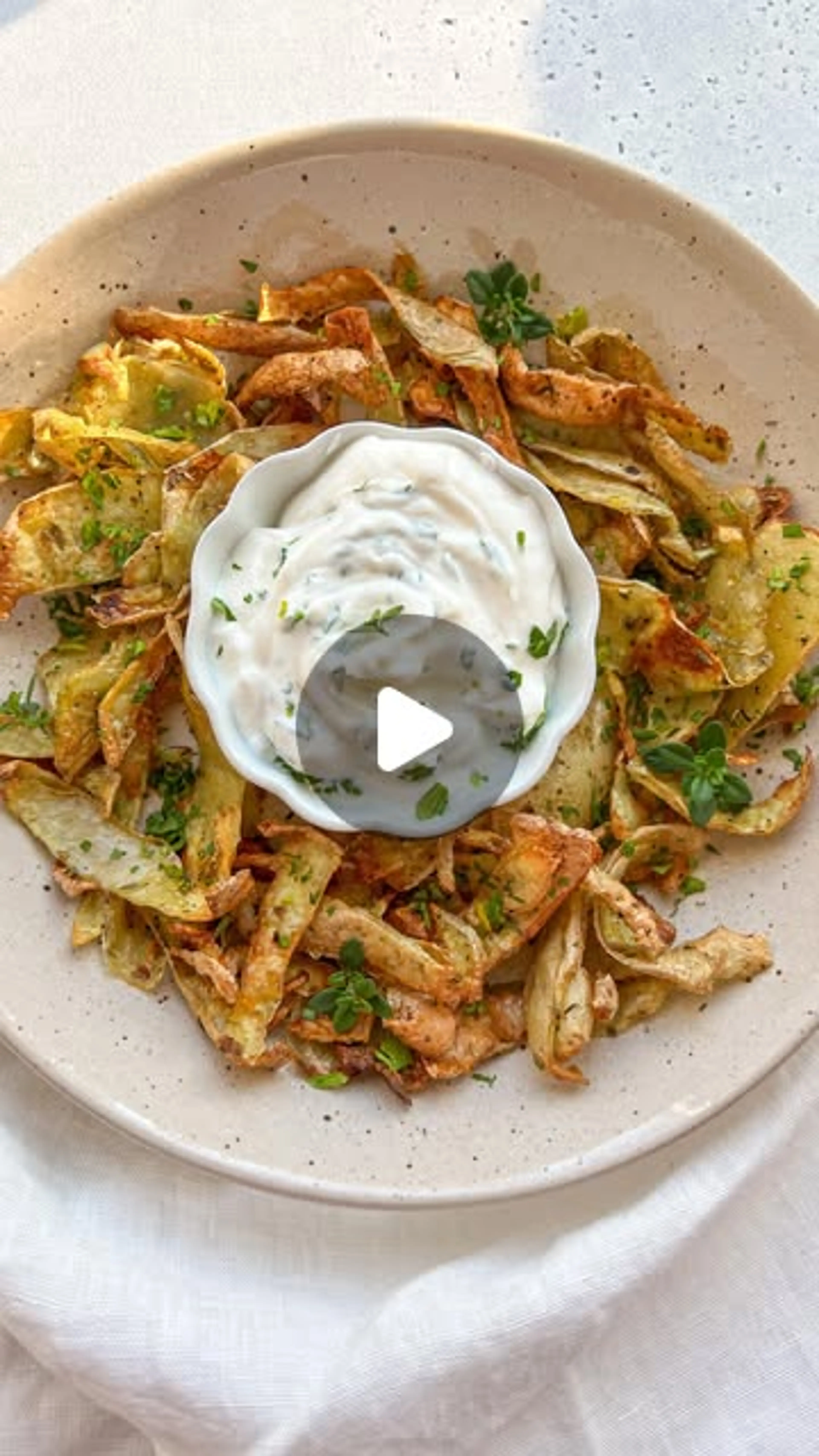 10 Minute Crispy Potato Peels Are My Favourite Way to Enjoy