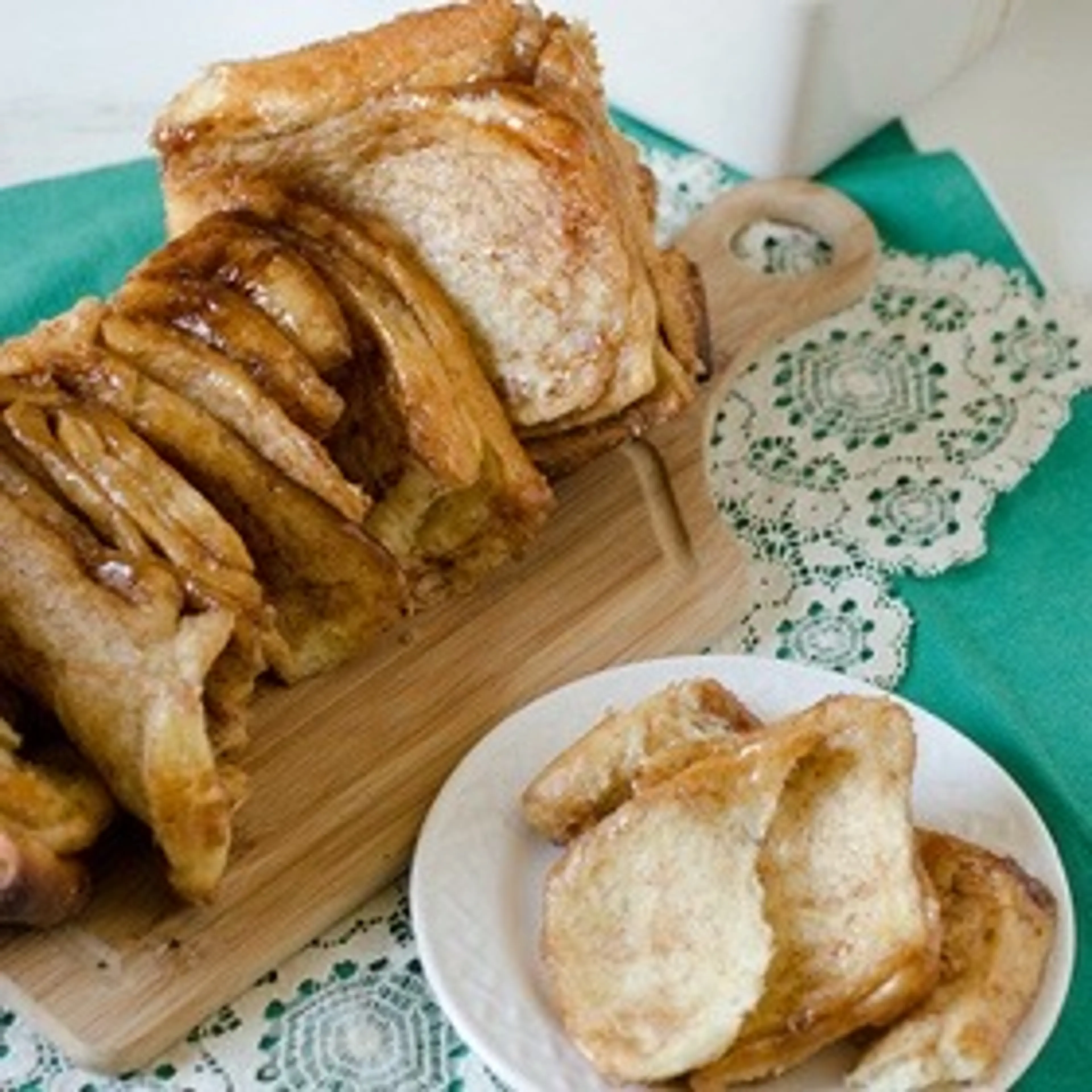Cinnamon Pull Apart Bread