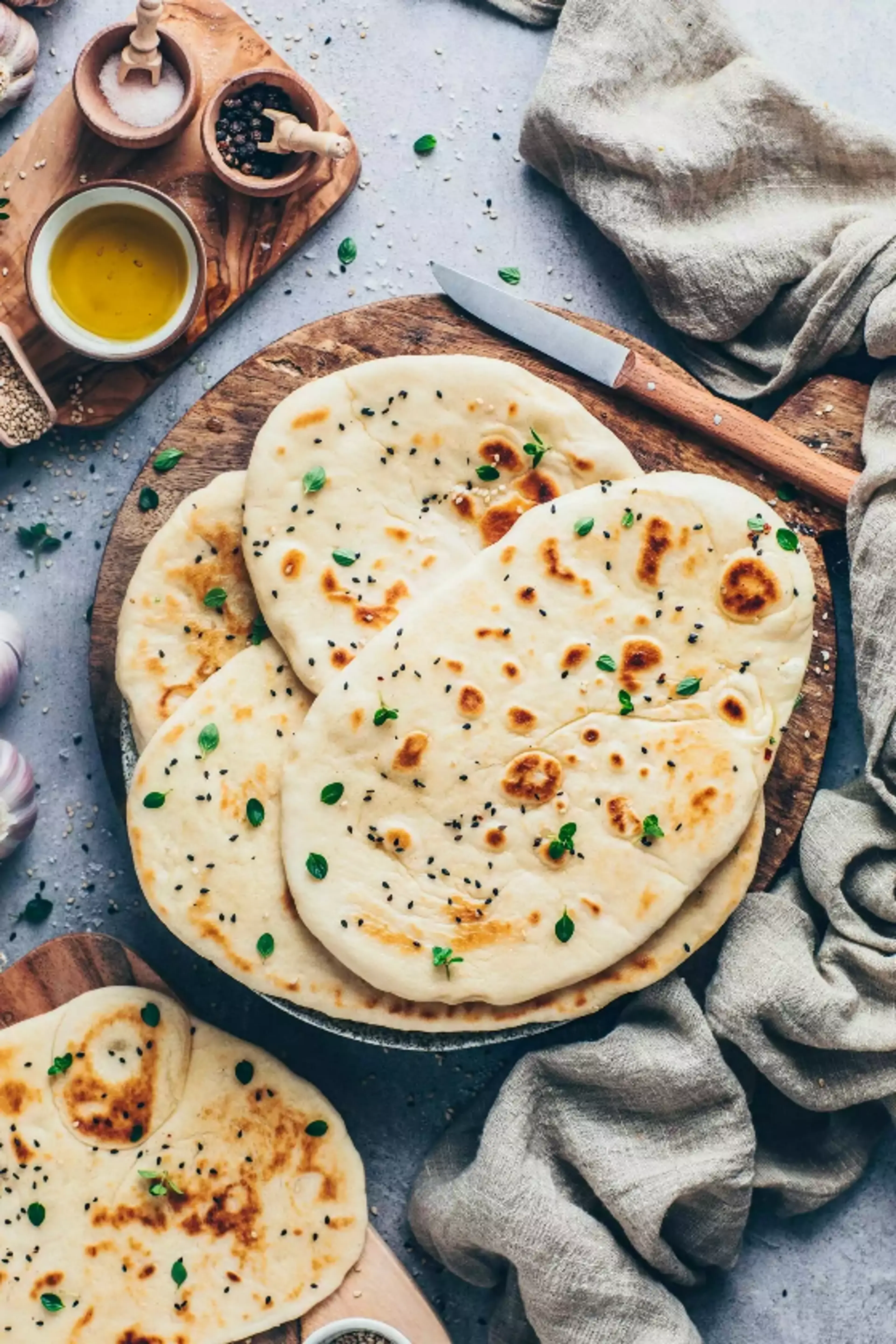 Veganes Naan Brot | Einfaches Fladenbrot