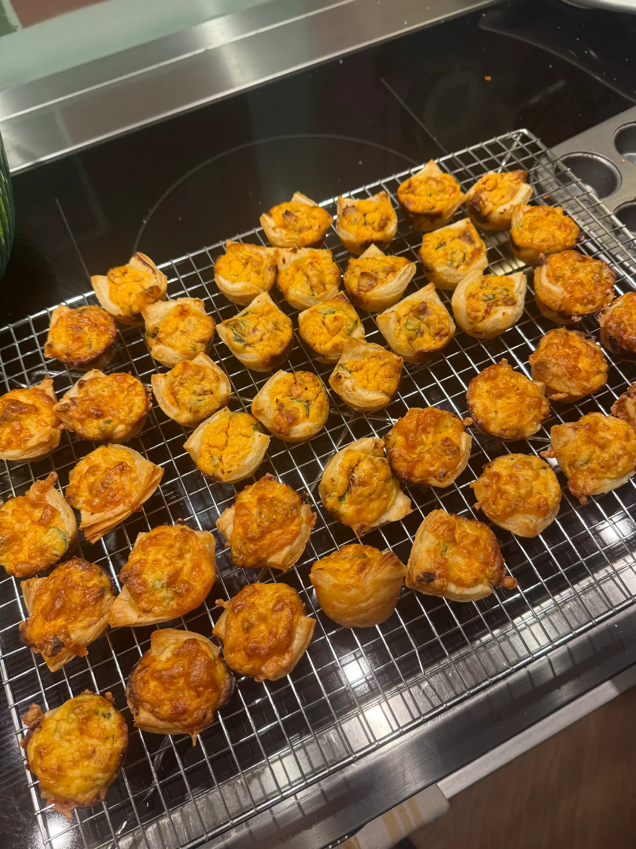 Ricotta & Sun-Dried Tomato Puff Pastry Bites