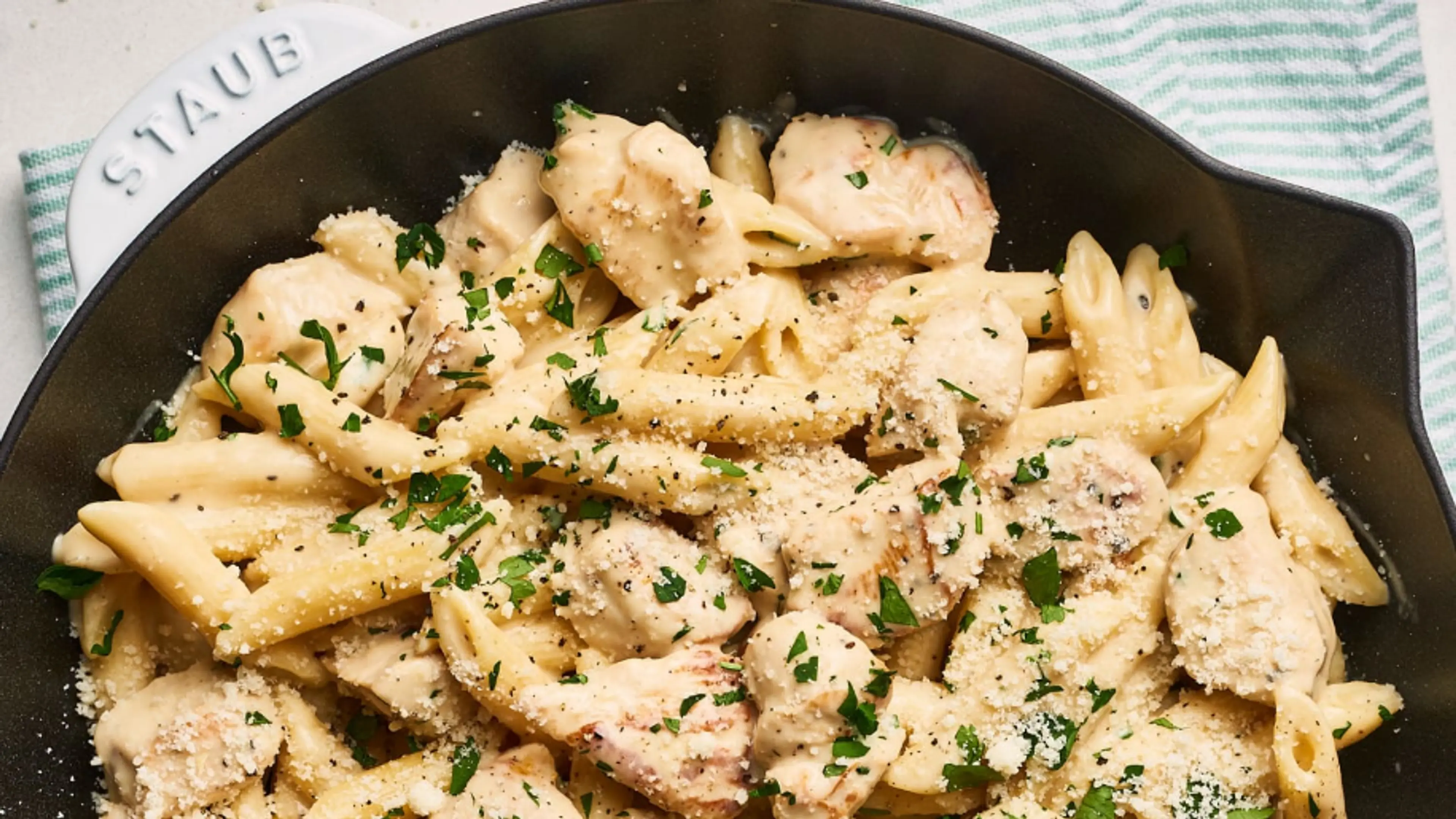 One-Skillet Chicken Alfredo Pasta
