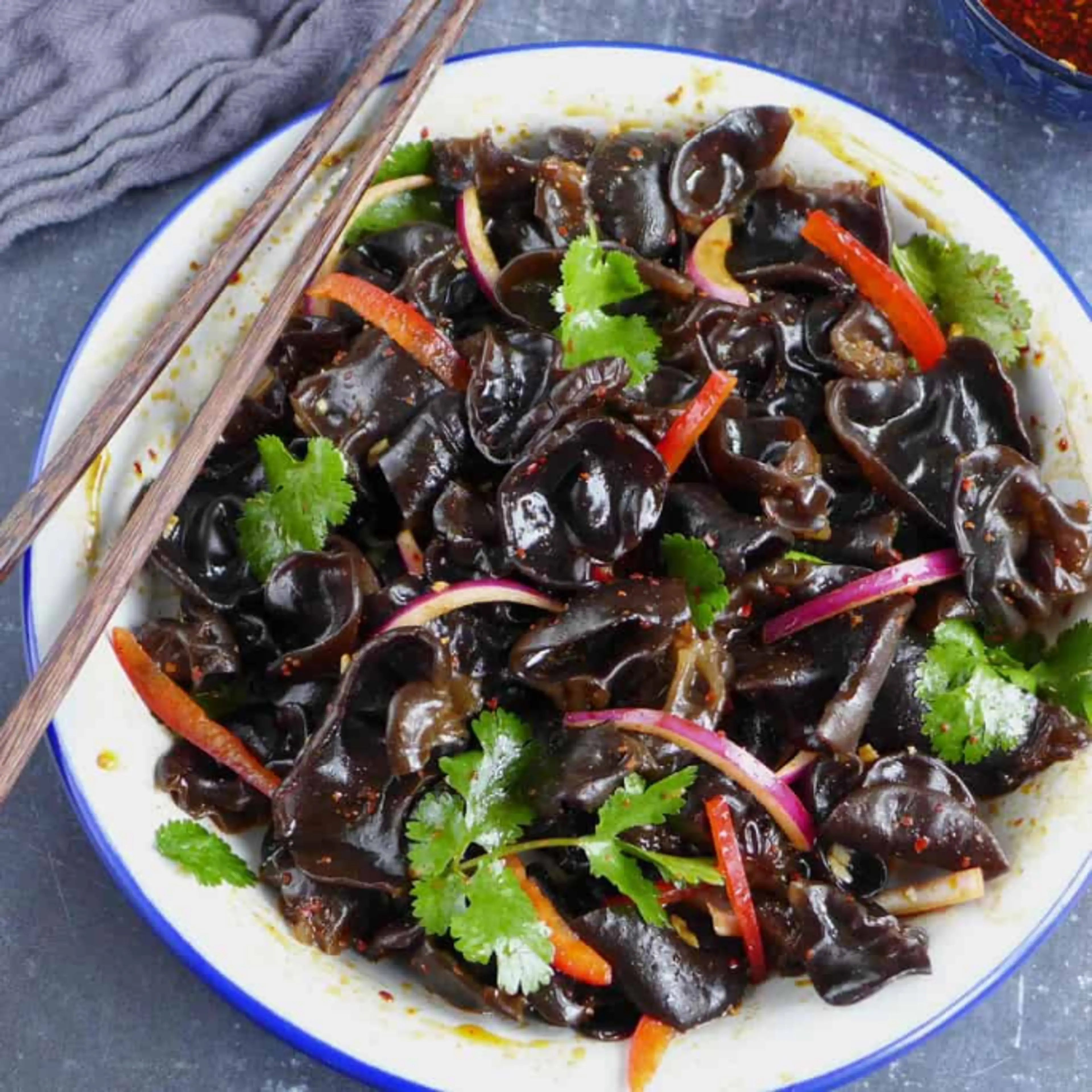 Wood Ear Mushroom Salad (凉拌木耳)