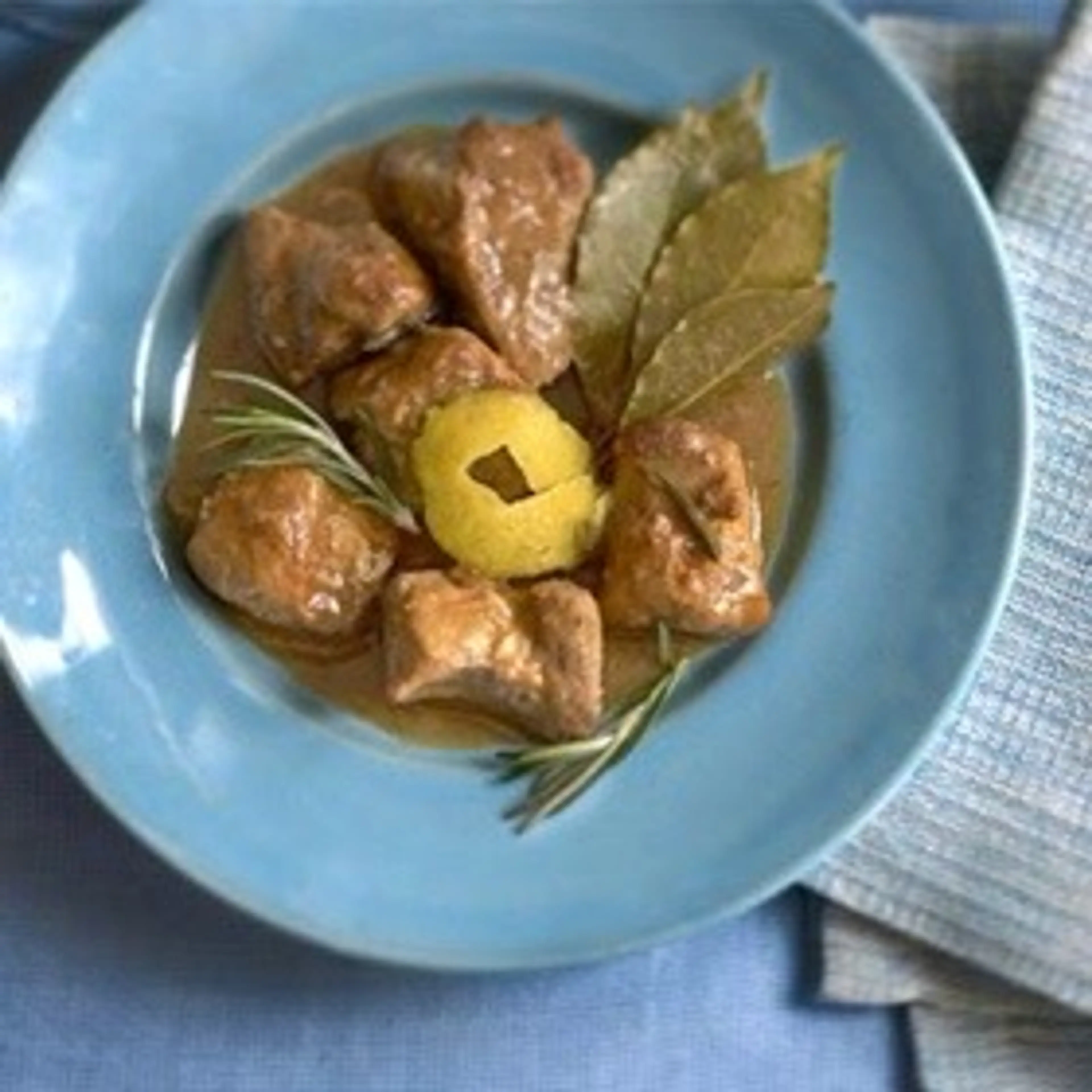 Sticky lemon pork