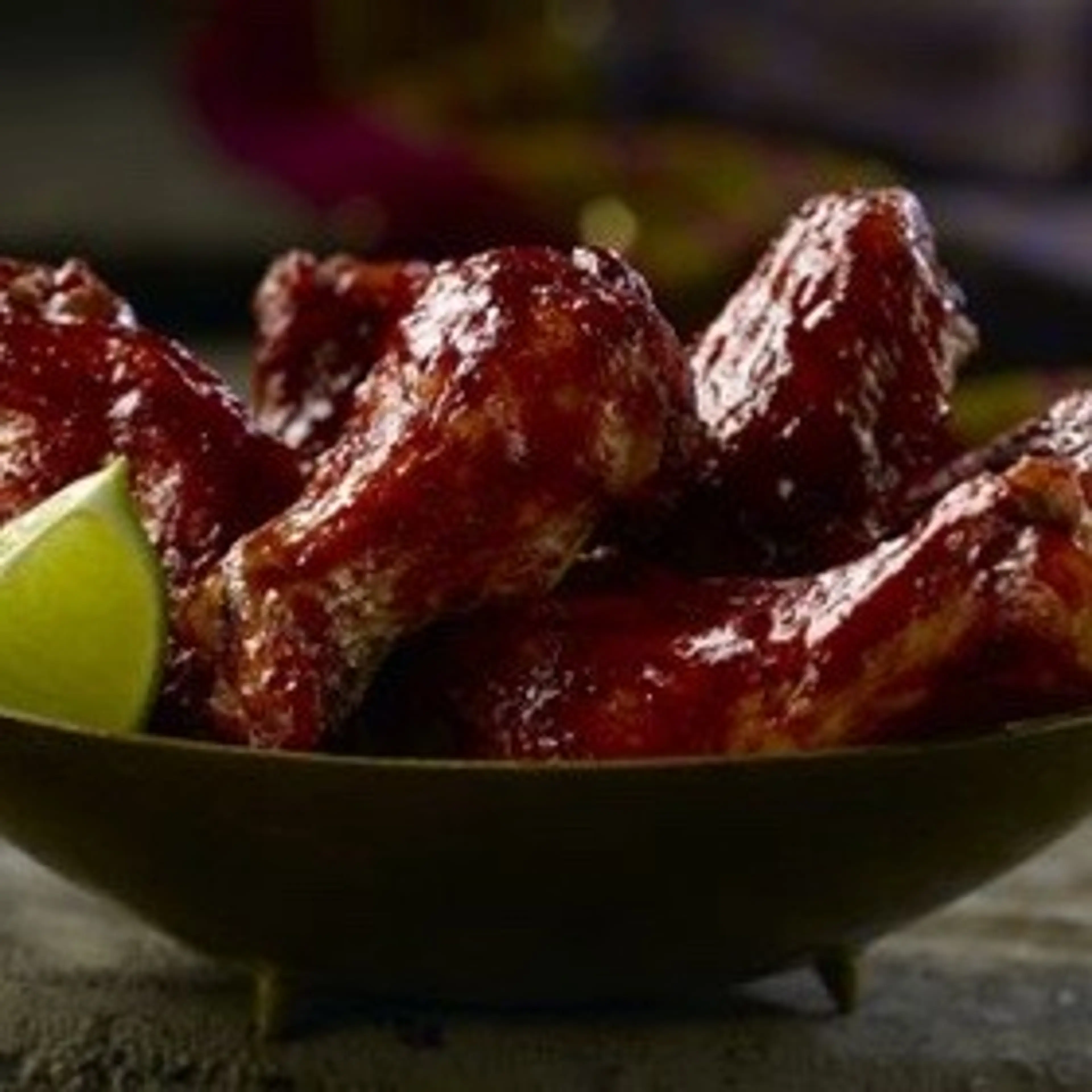 Spicy Slow Cooker Chicken Wings