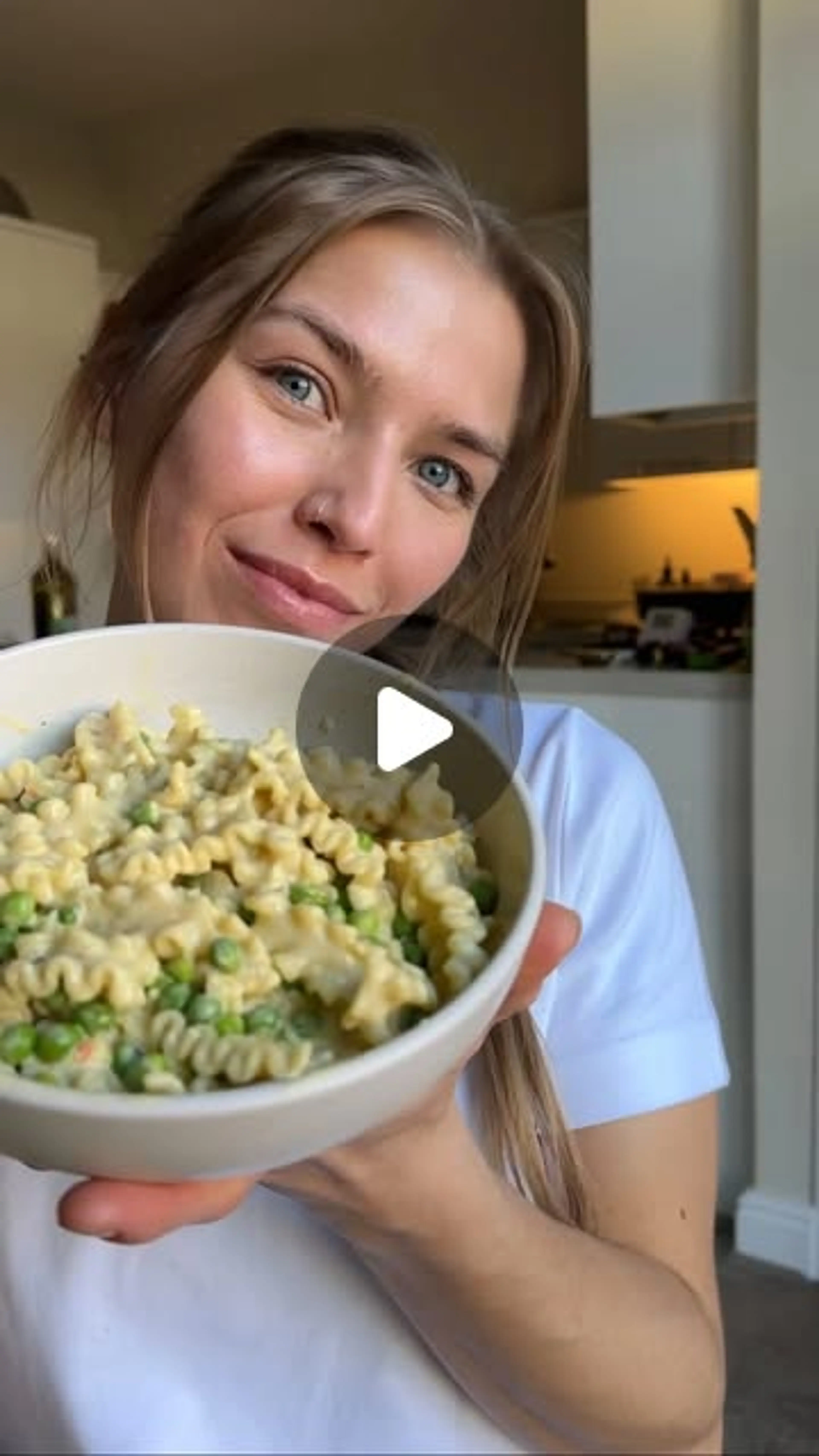 Creamy, Lemony, Pea Pasta