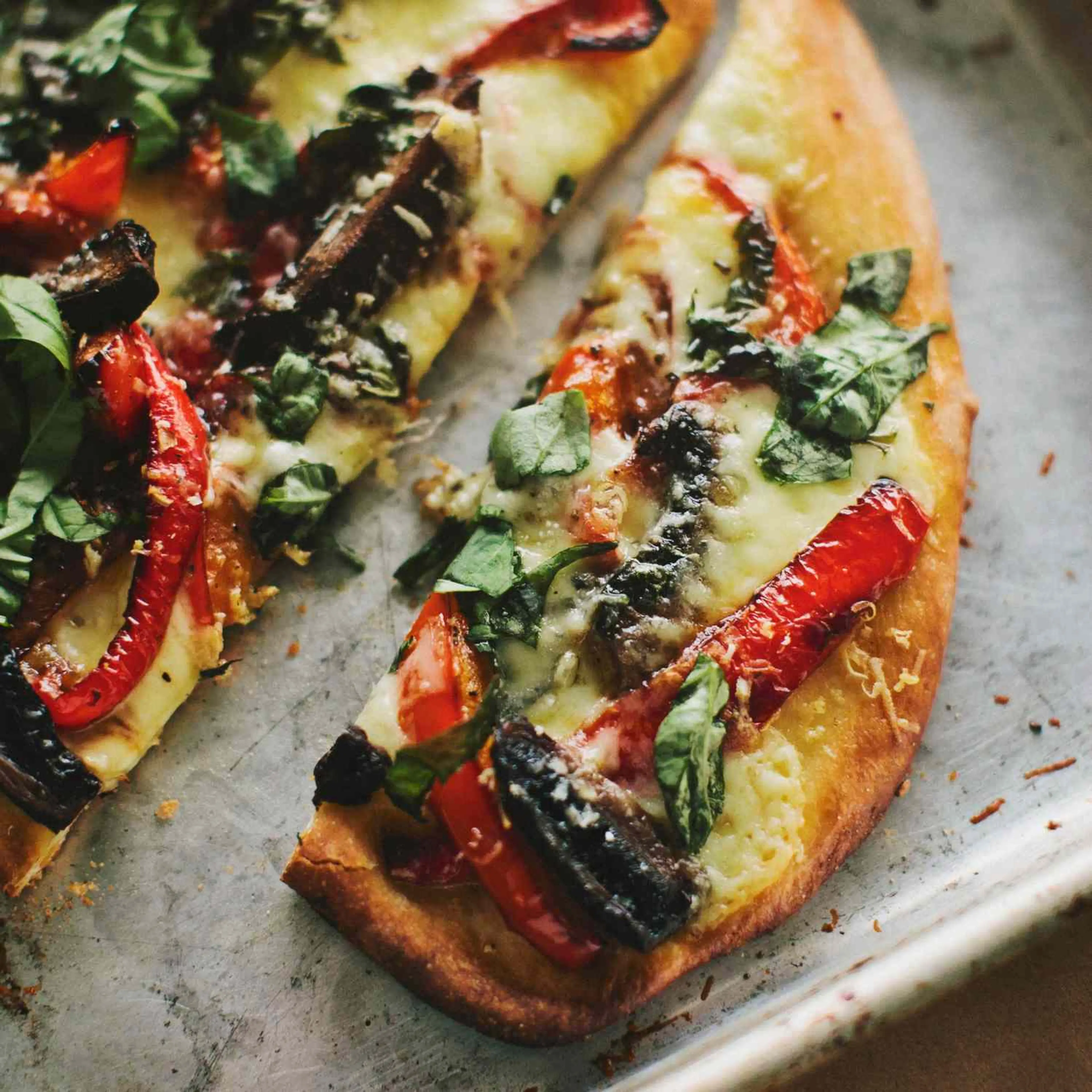 Portobello Mushroom and Red Pepper Pizza
