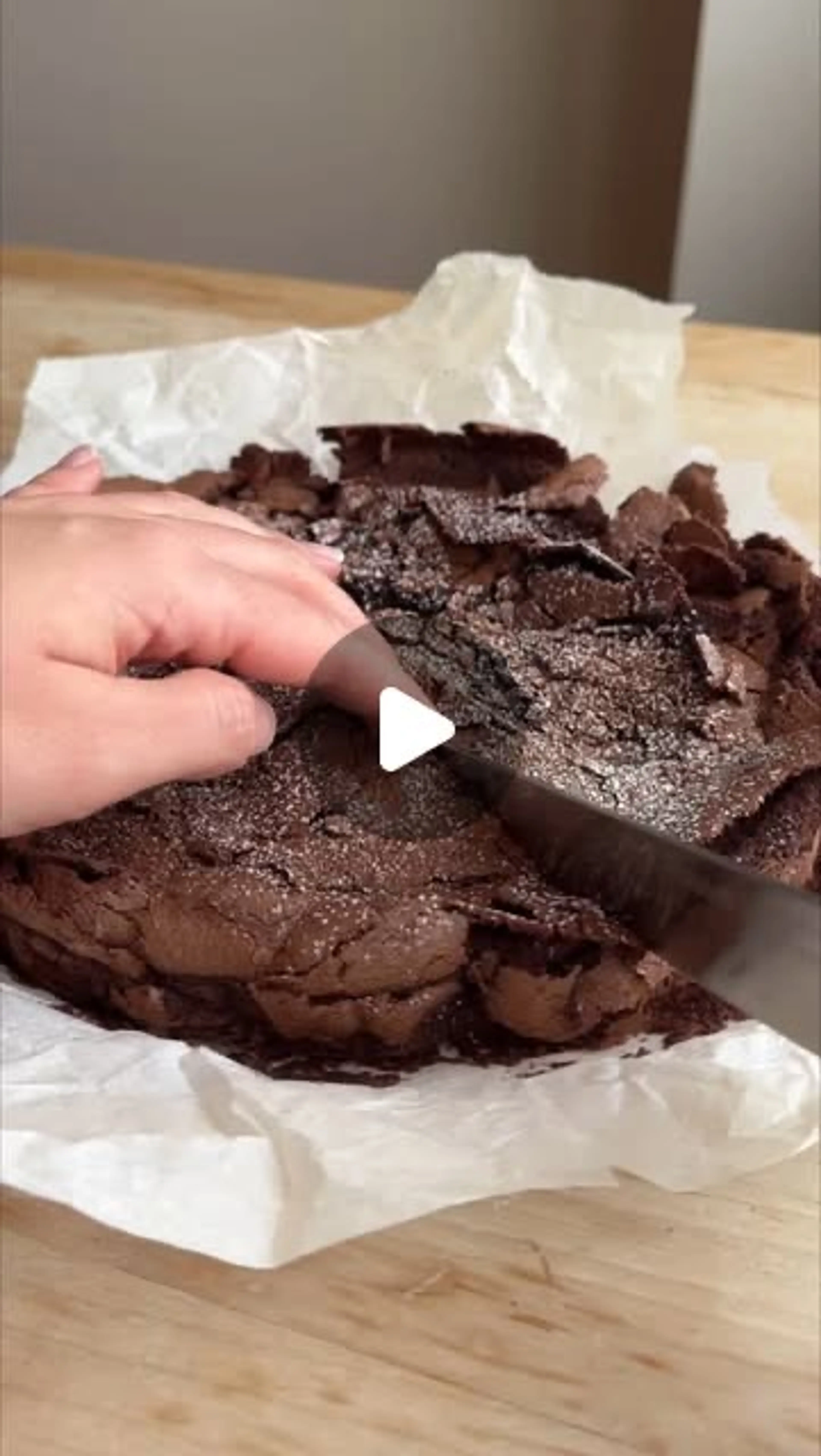Fudgy Flourless Chocolate Brownie Cake