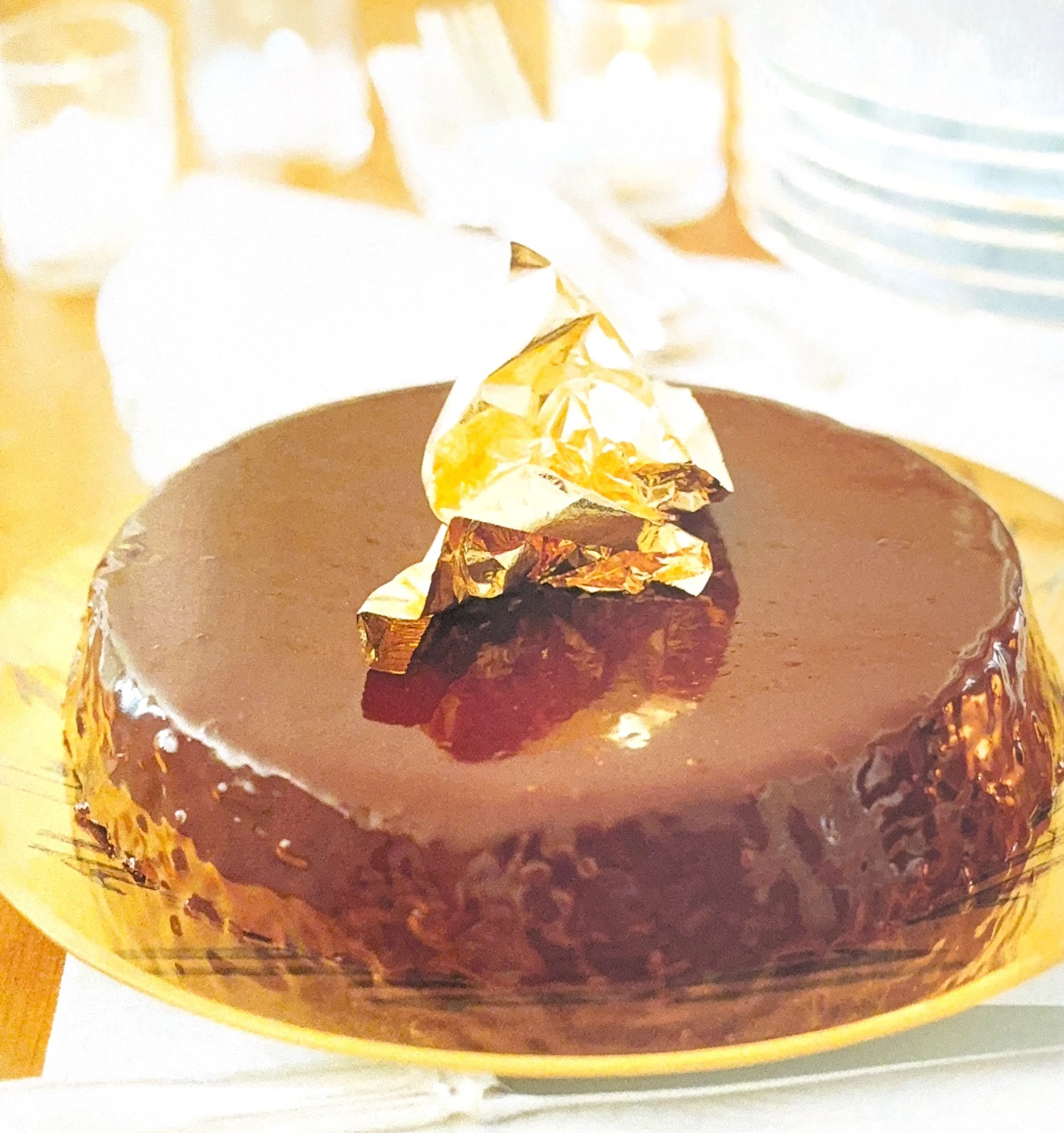 CHOCOLATE GANACHE CAKE