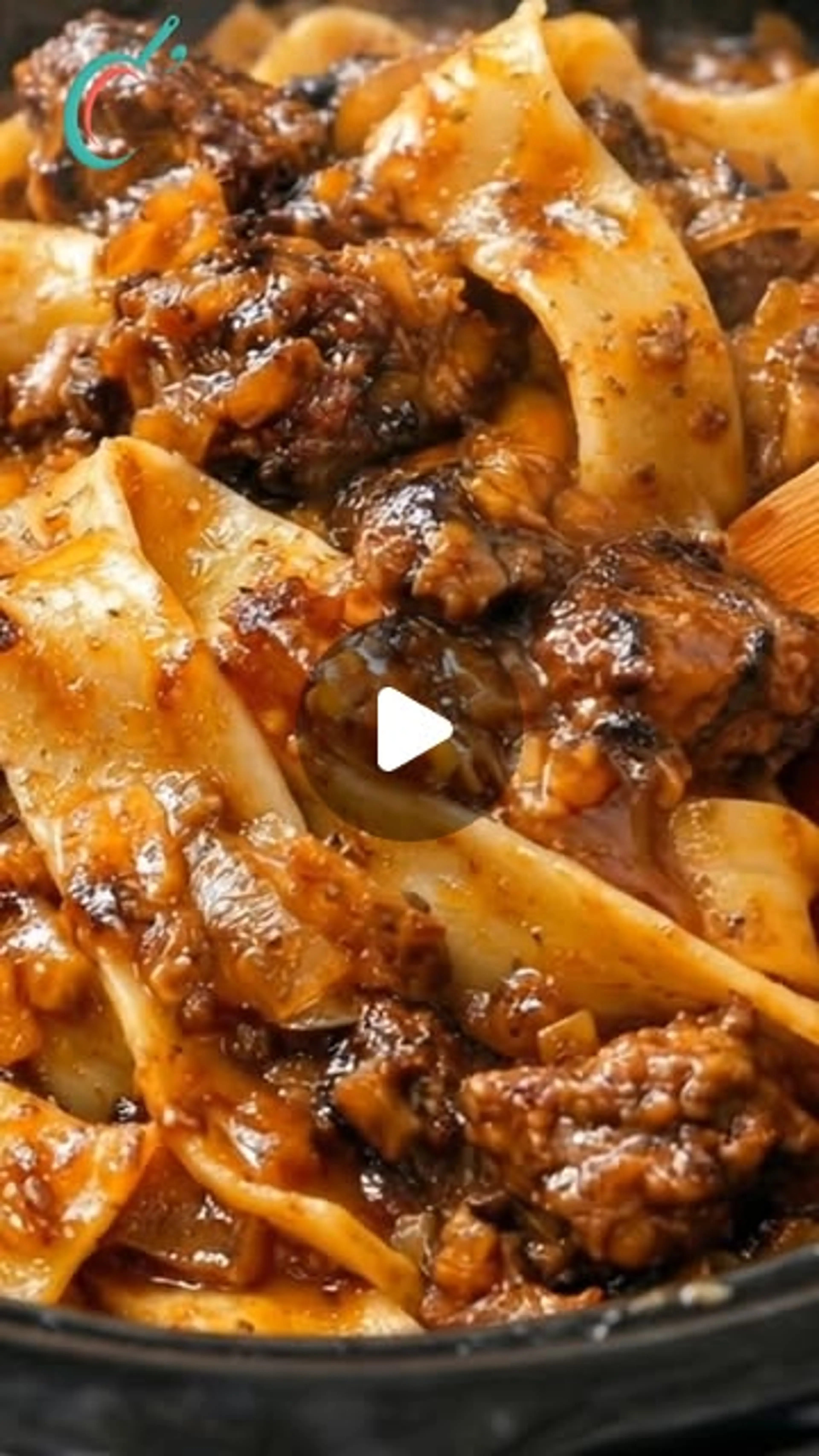 This Slow Cooker Beef Ragu with Pappardelle Is Rich, Tender