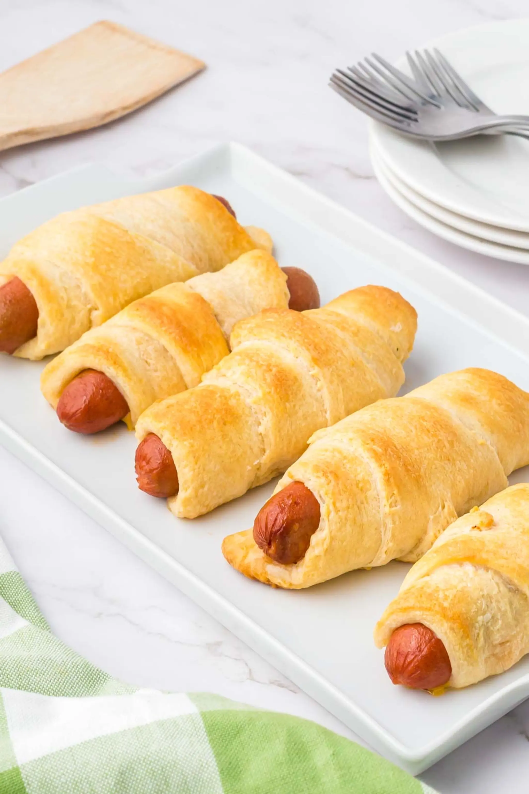 How to Make Hot Dogs Wrapped in Crescent Rolls: Easy & Delicious!