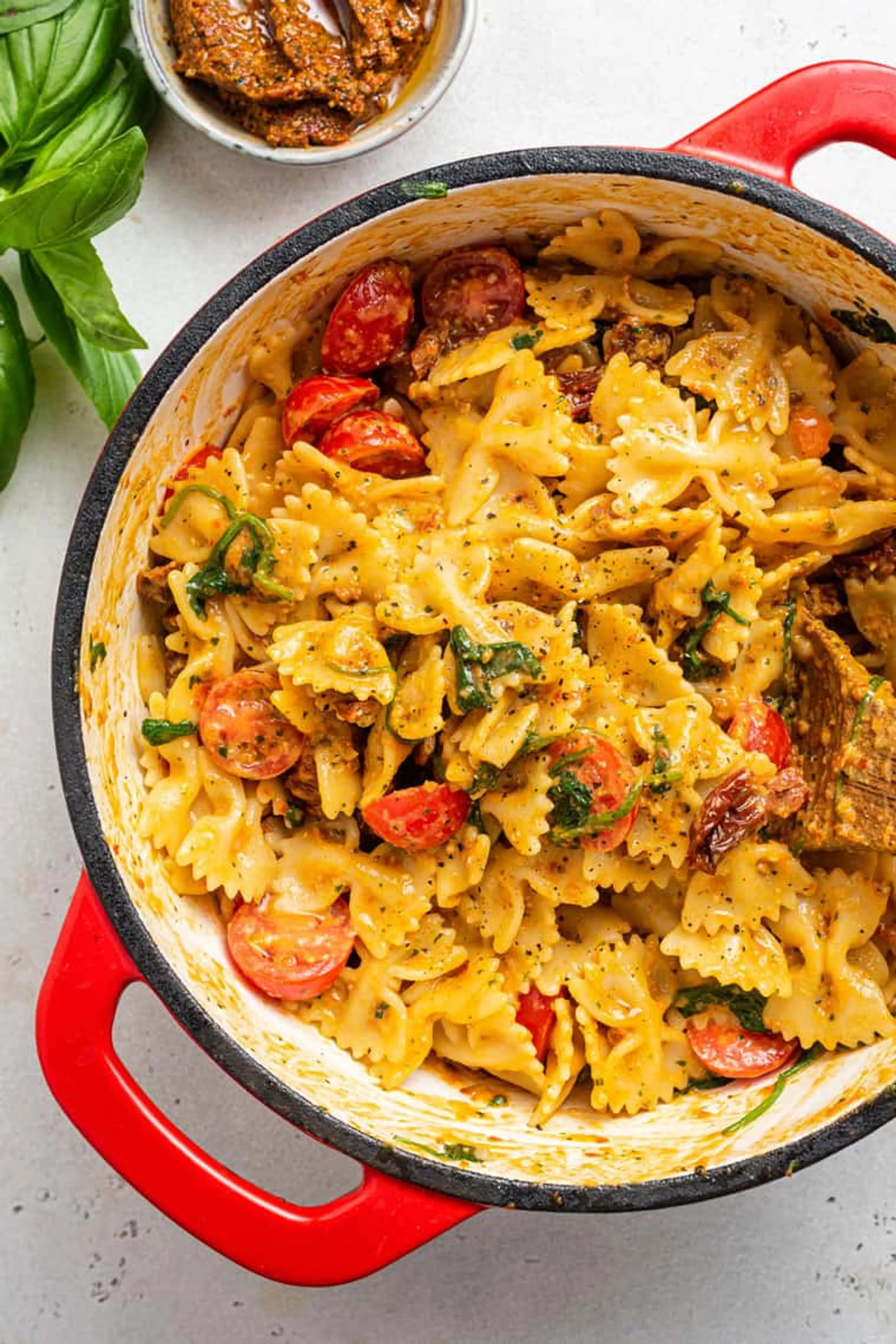 Sun Dried Tomato Pesto Pasta