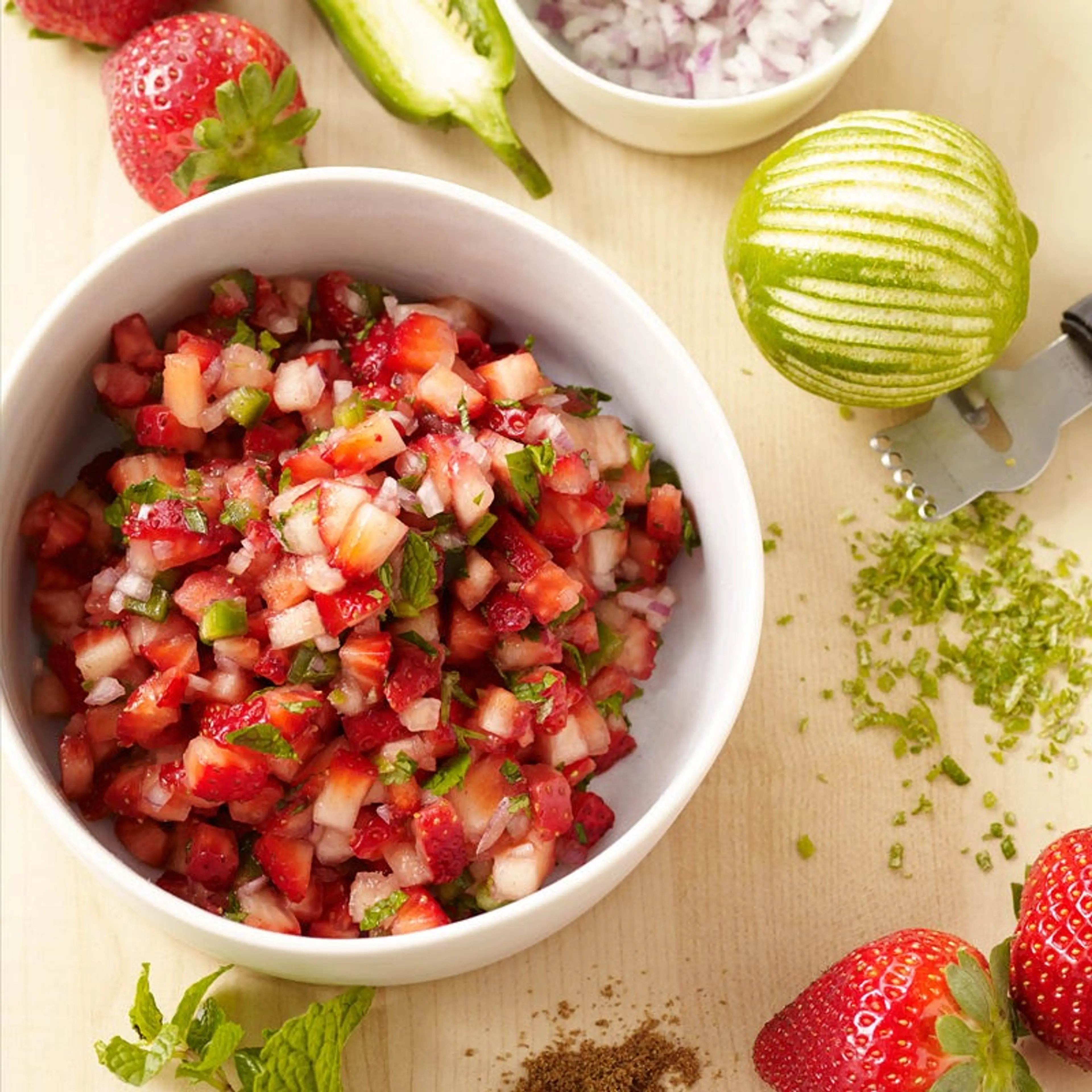 WW Fresh Strawberry Salsa