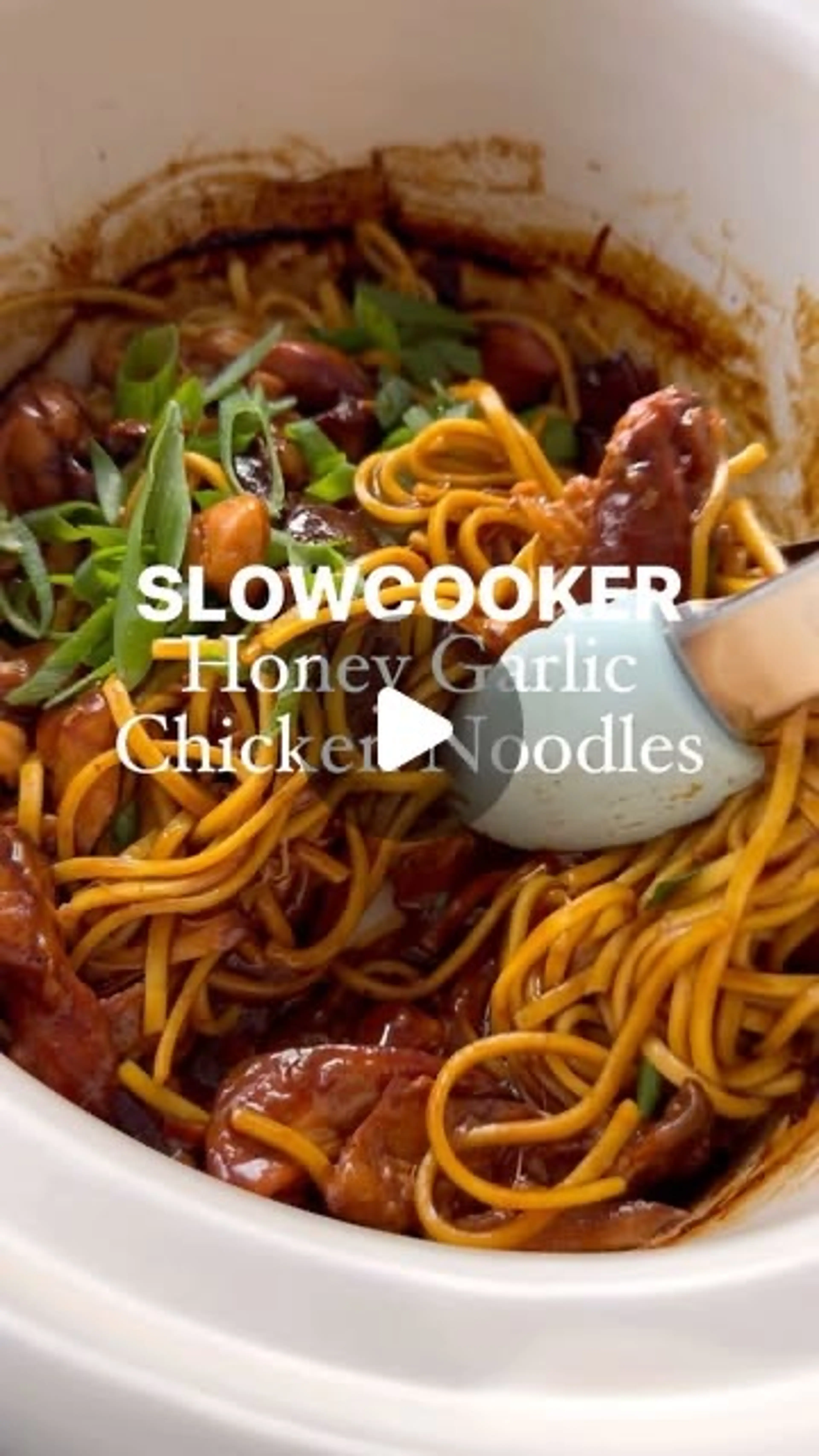 Slowcooker Honey Garlic Chicken Noodles