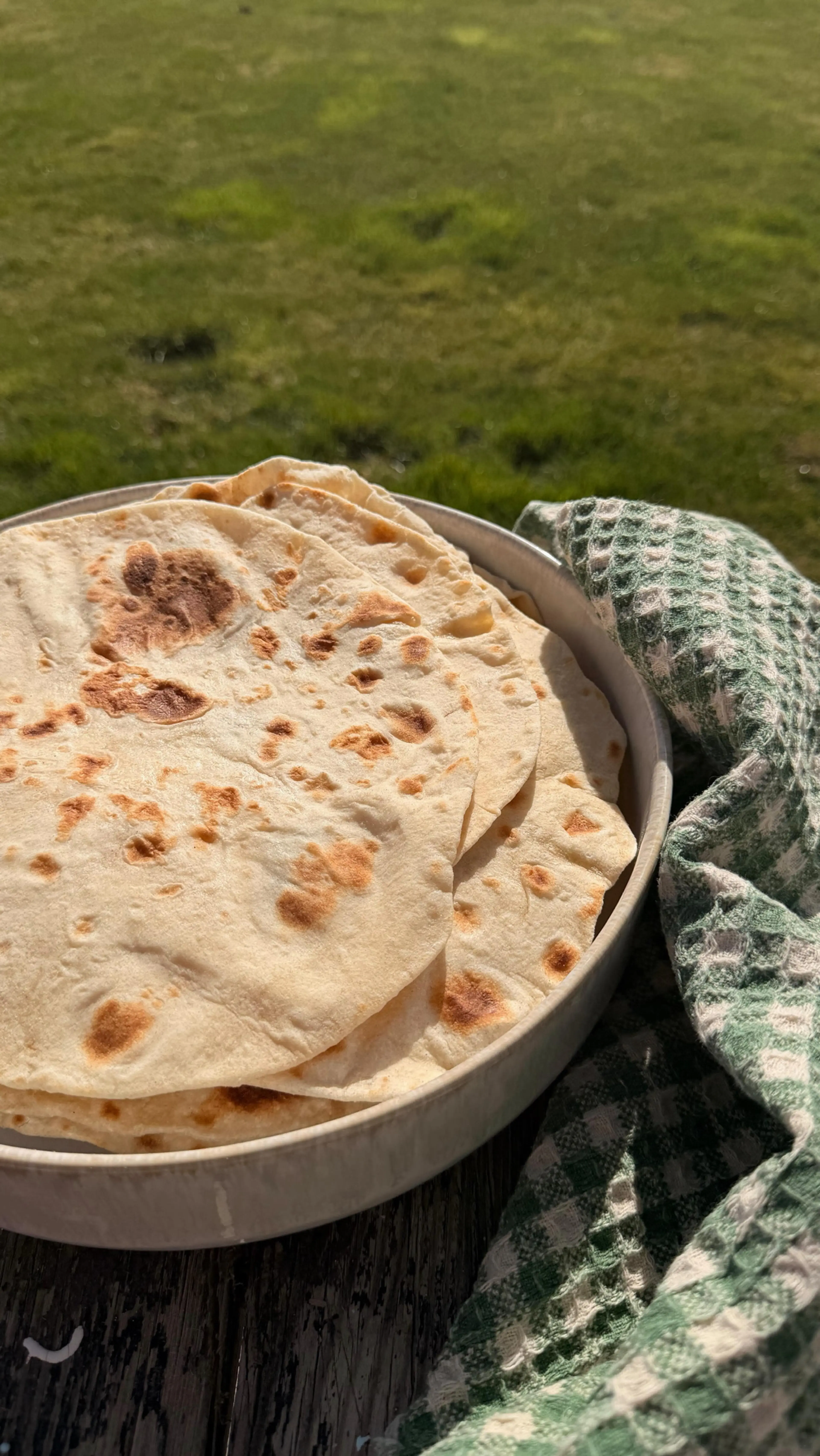 Abuela's Flour Tortillas