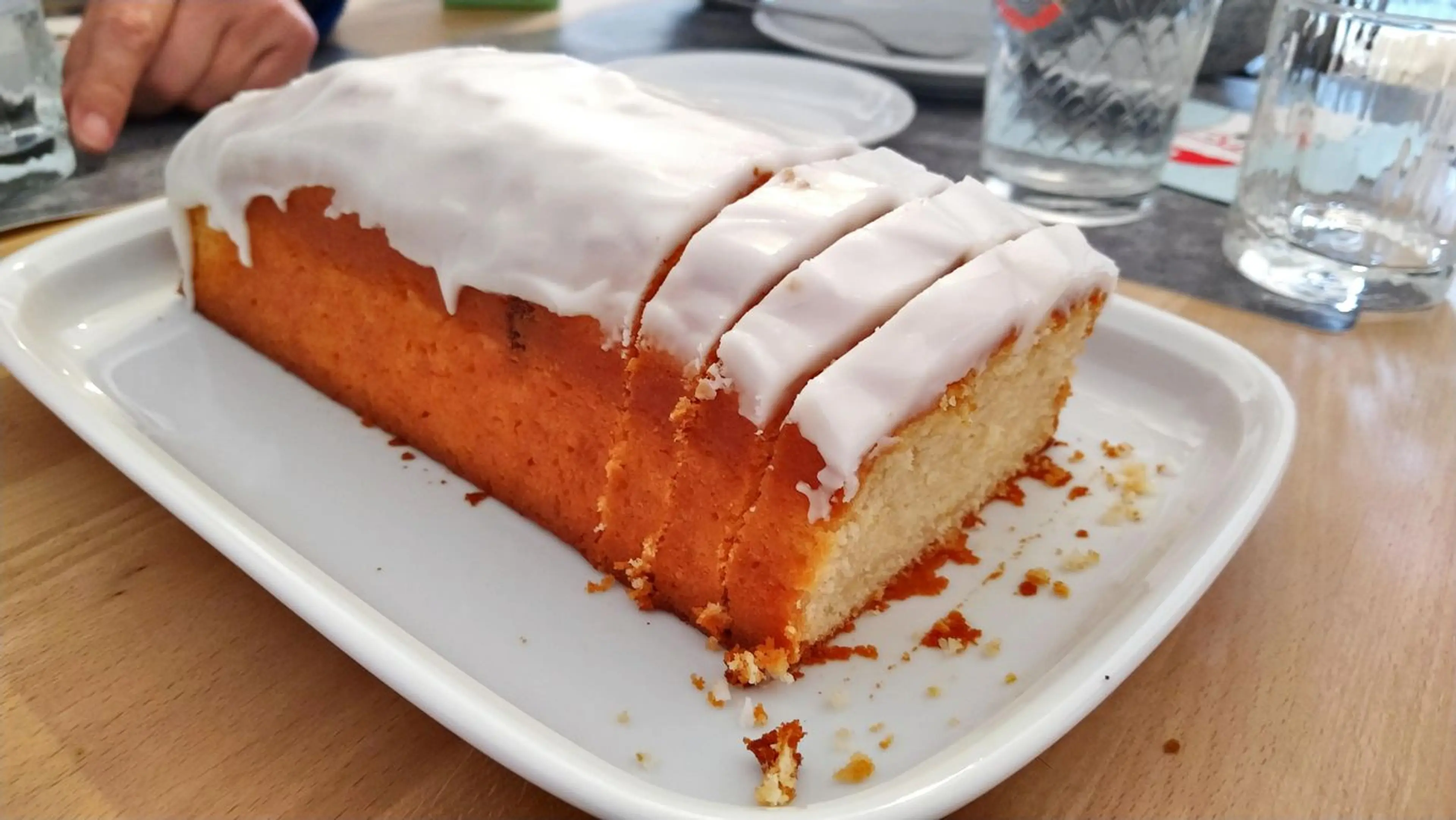 Saftiger Veganer Zitronenkuchen