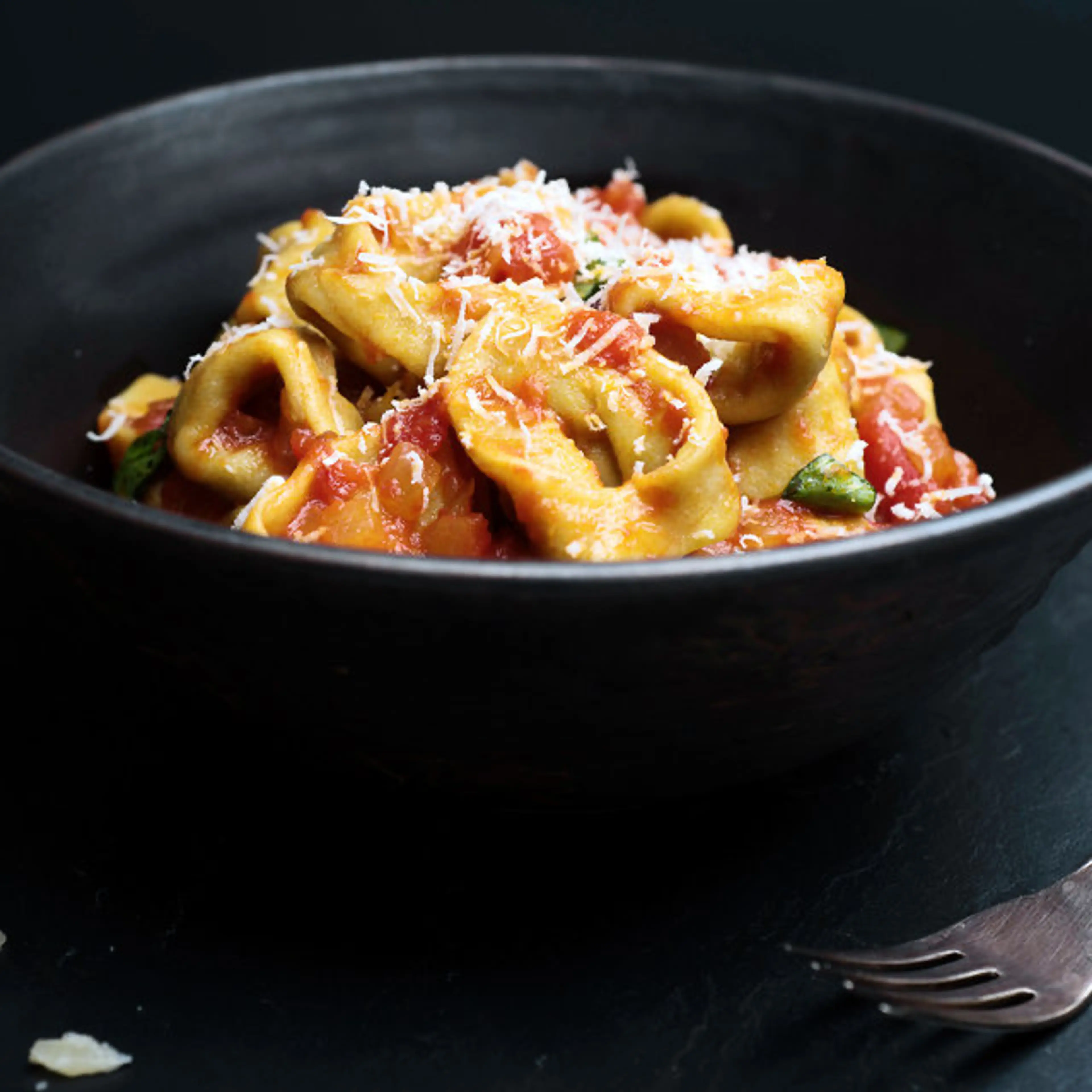 Classic Meat Tortellini With Tomato Sauce