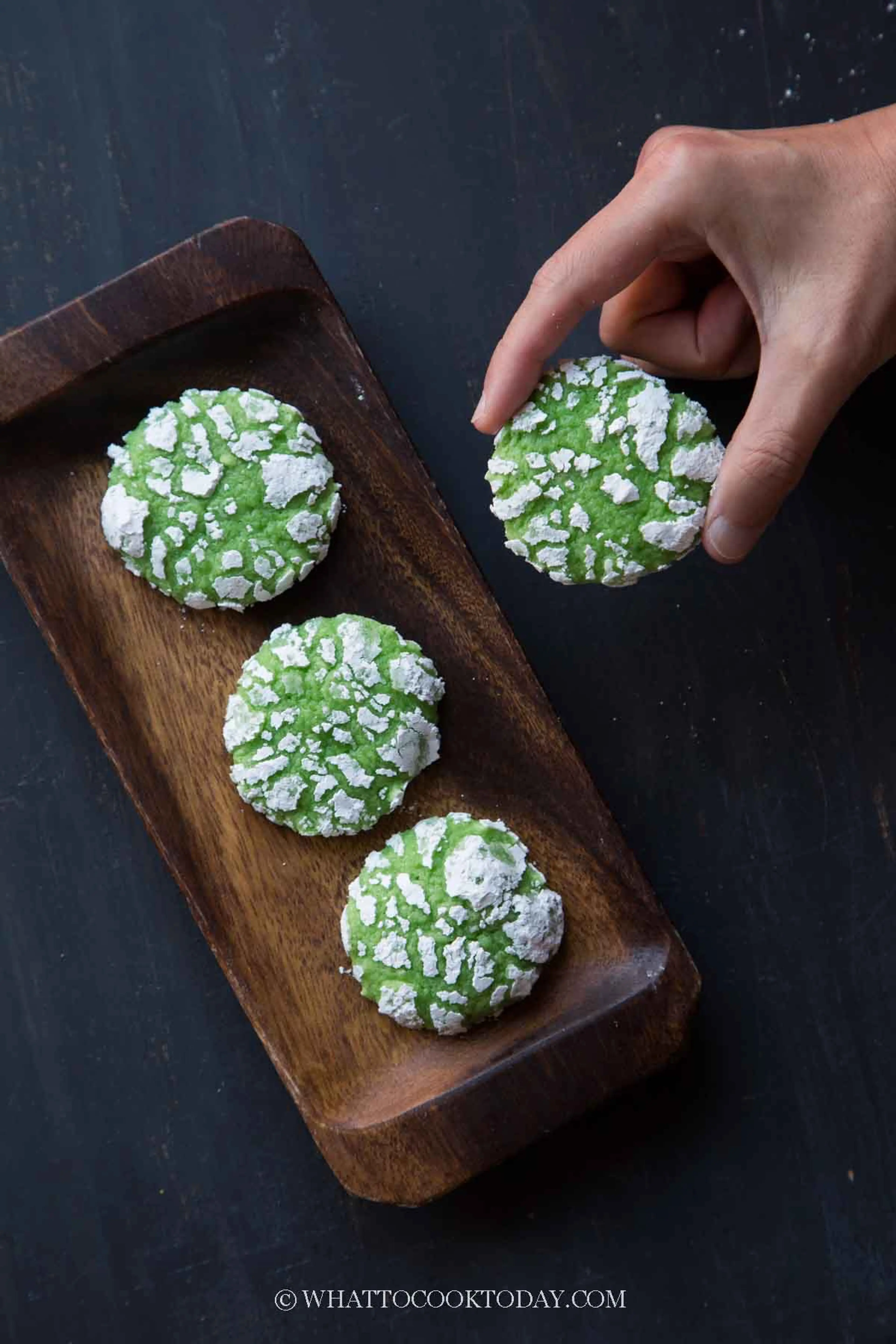 Pandan Cream Cheese Crinkle Cookies