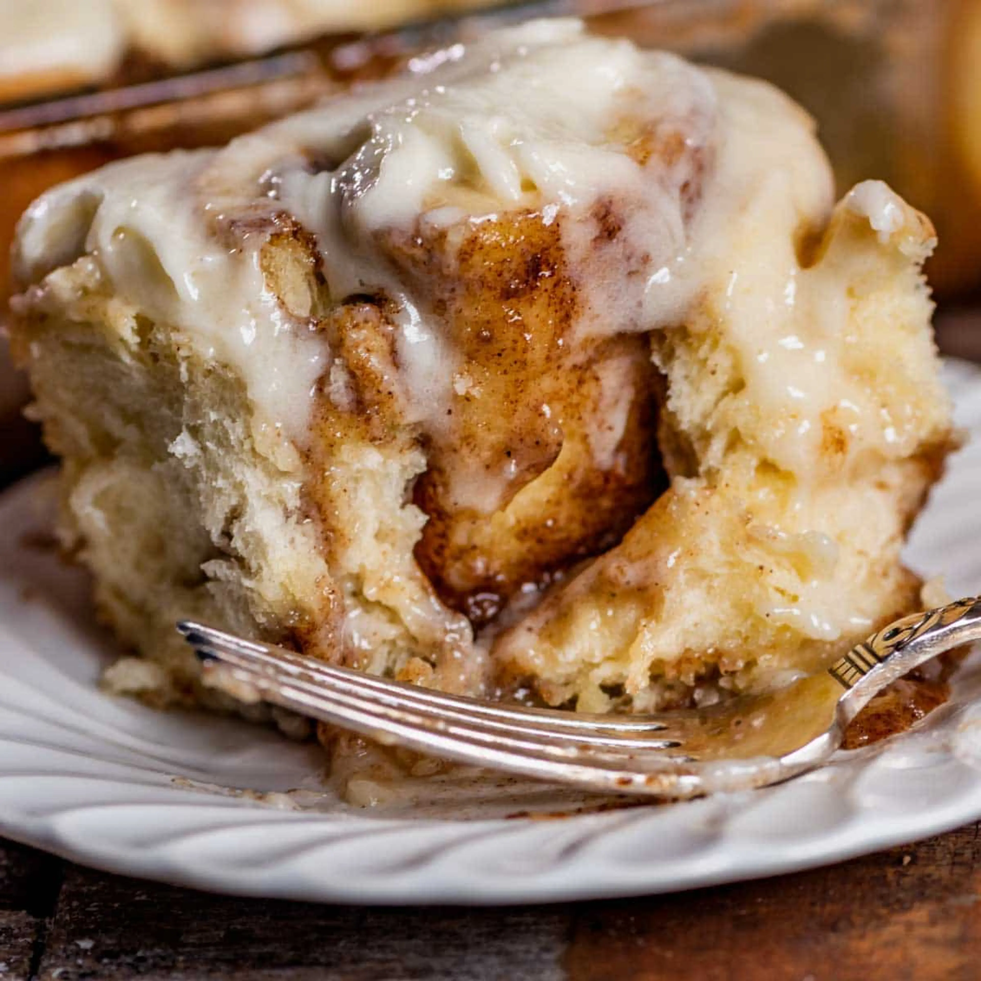 Homemade Cinnamon Rolls (Cinnabon Copycat Recipe)