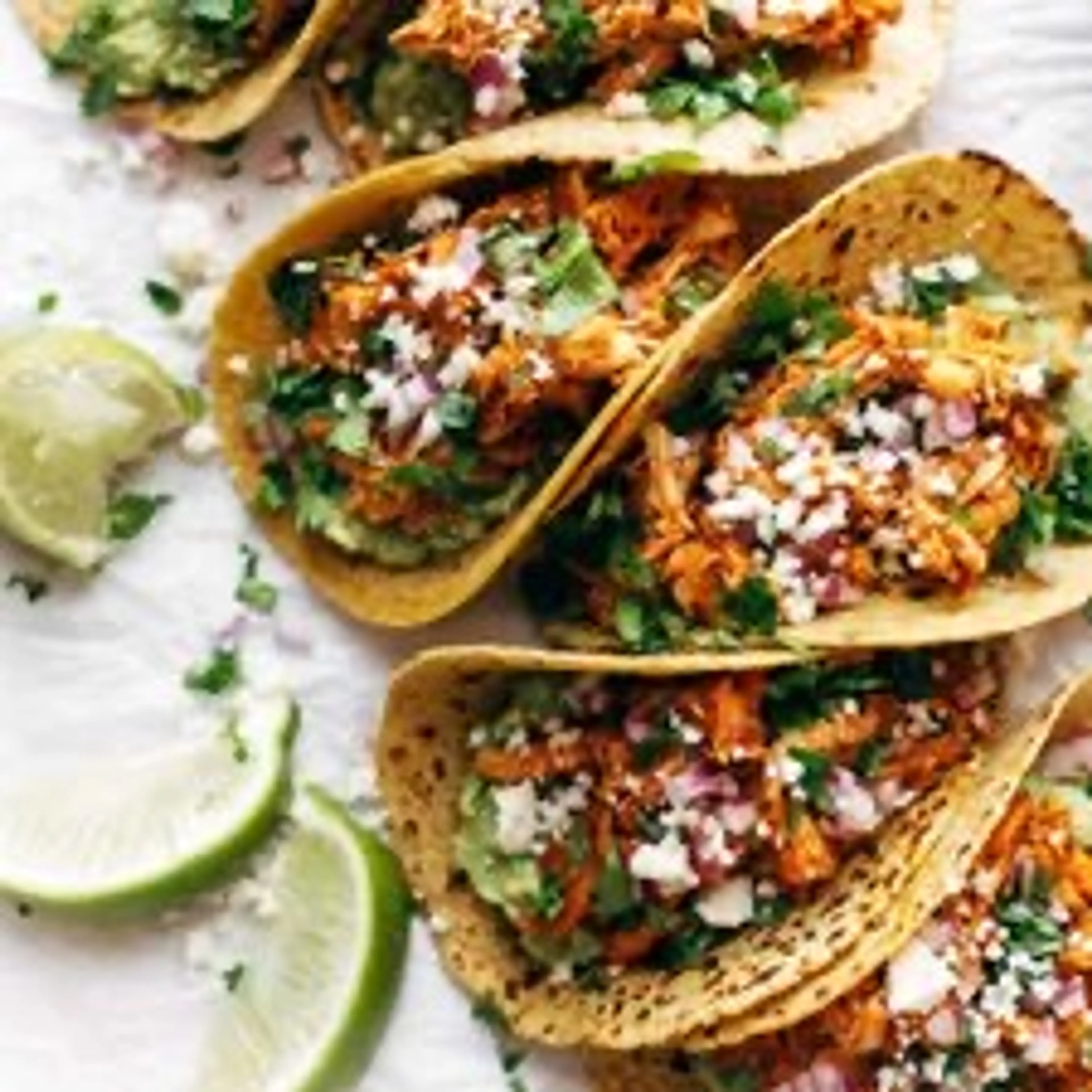 The Best Chicken Tinga Tacos