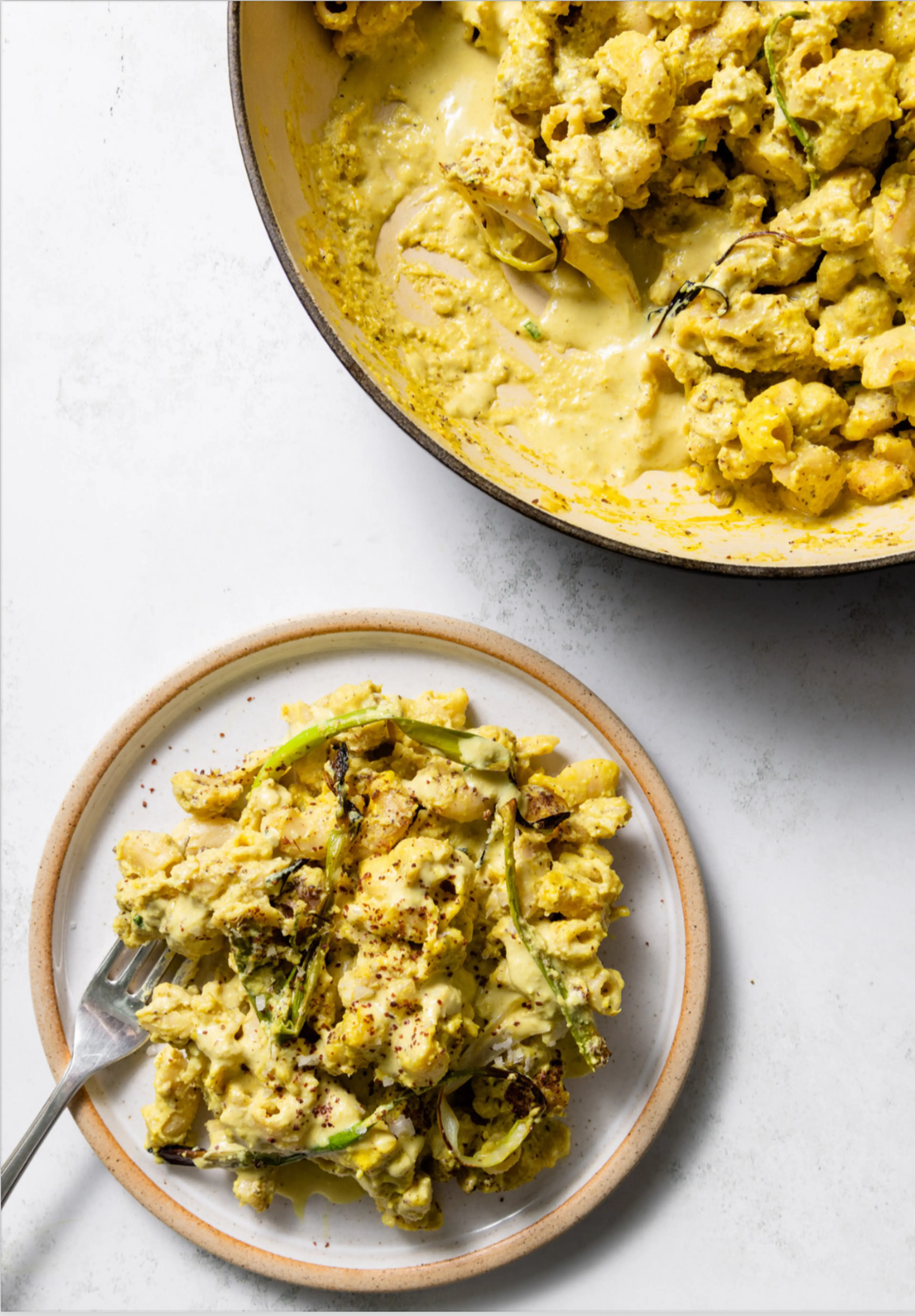 Creamy green pasta