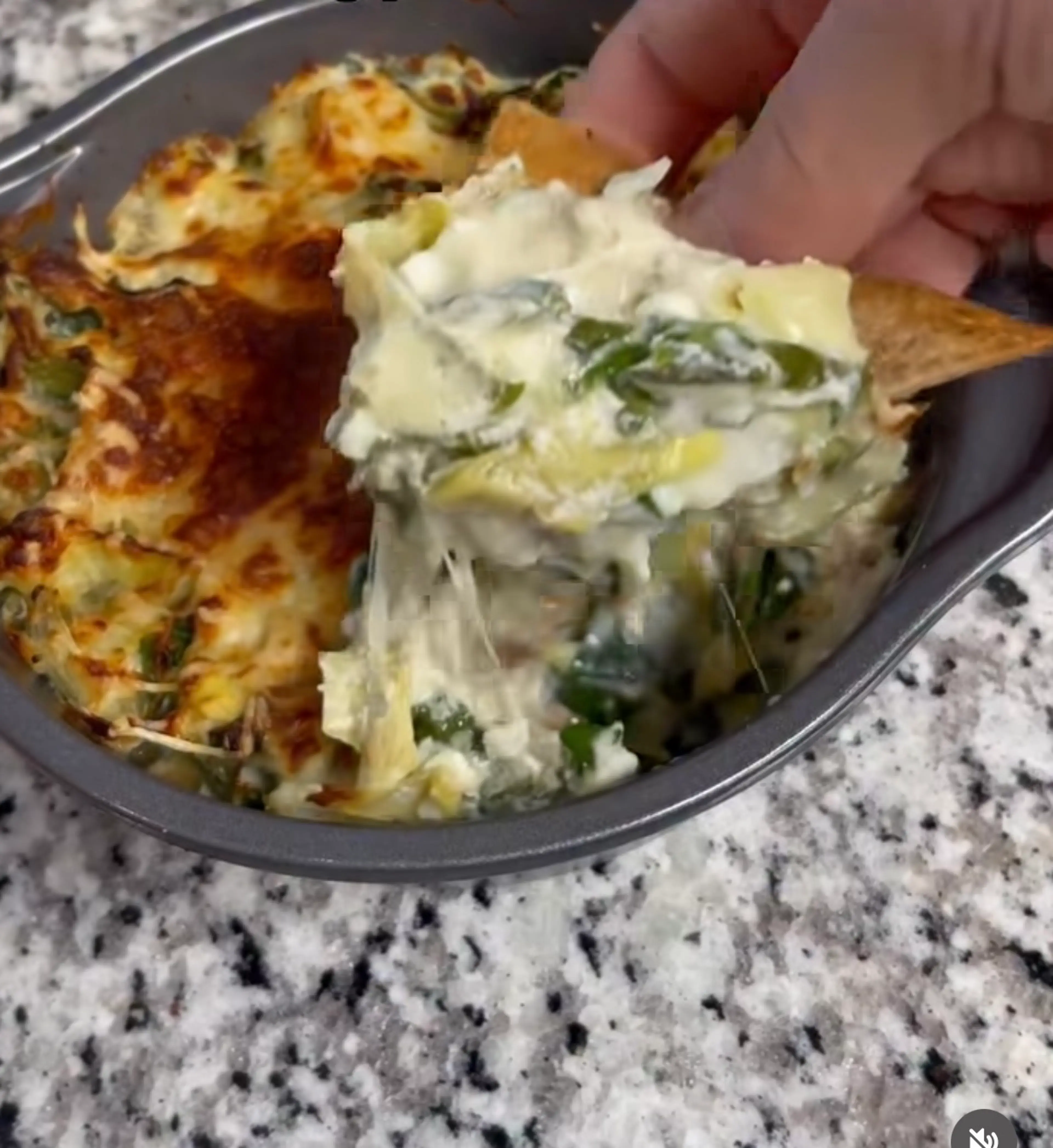 CHEESY CHICKEN SPINACH ARTICHOKE DIP