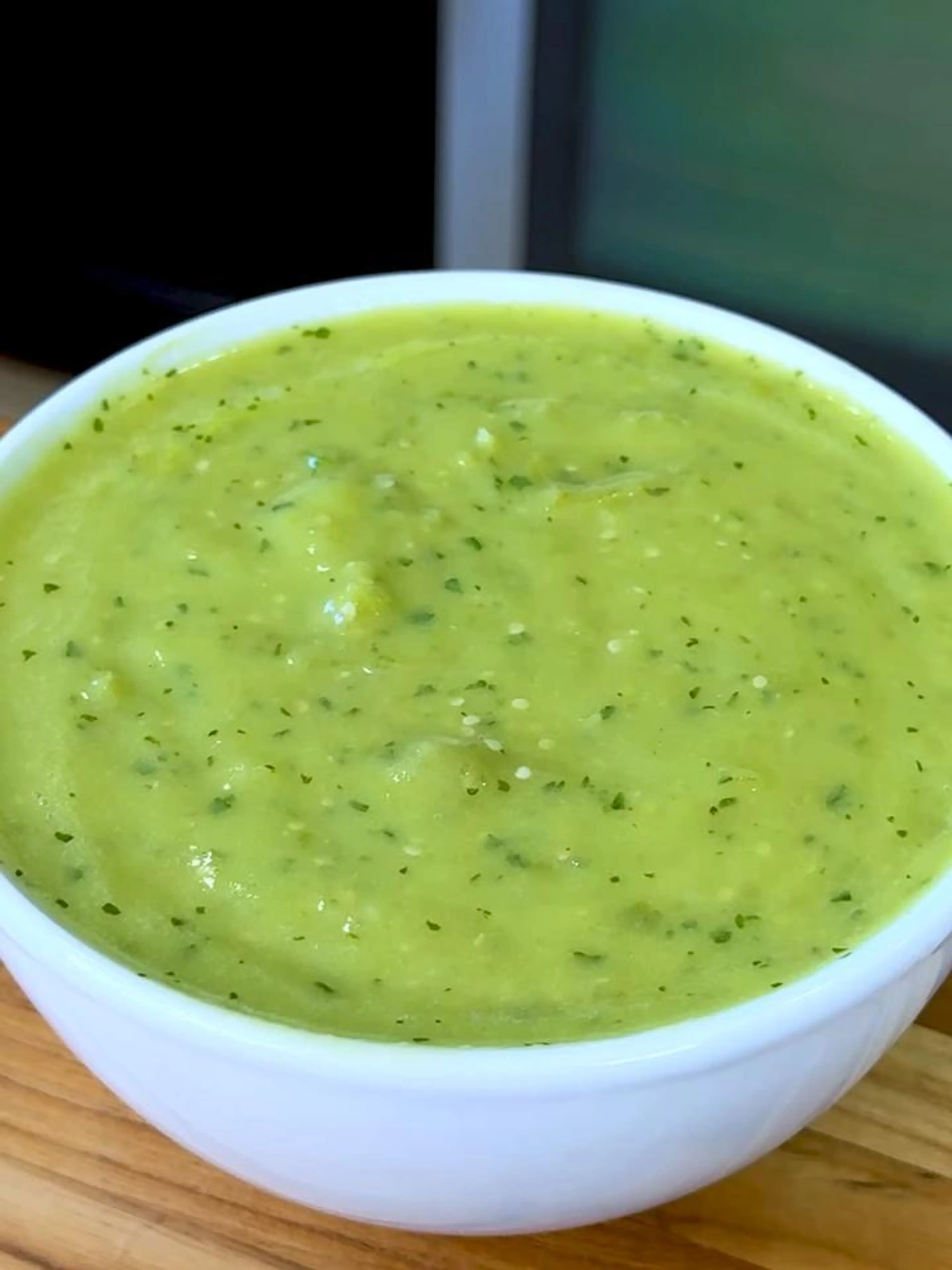 Salsa Verde De Aguacate Green Avocado Salsa Recipe