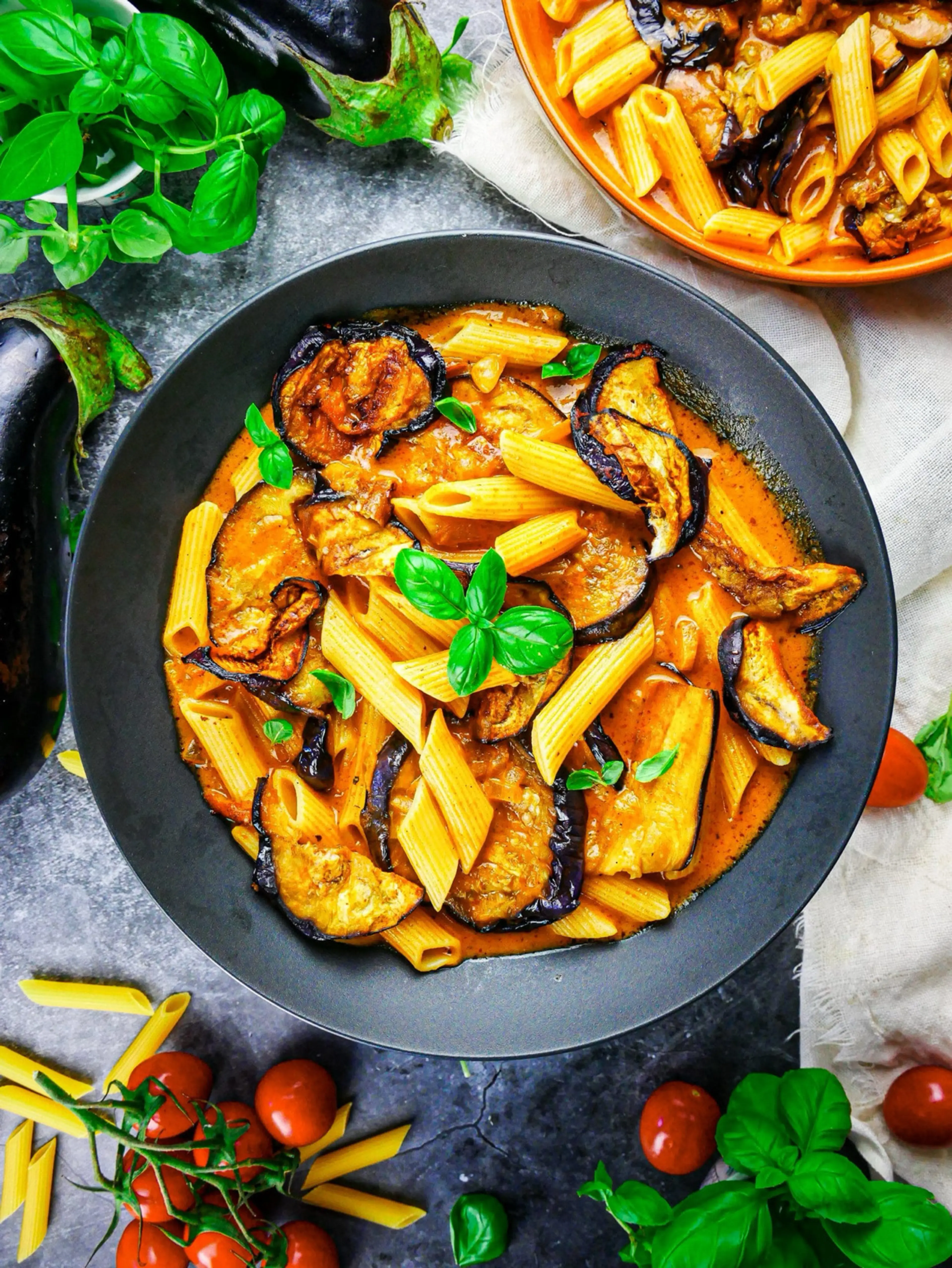 Cremige Auberginen-Pasta ohne Sahne!