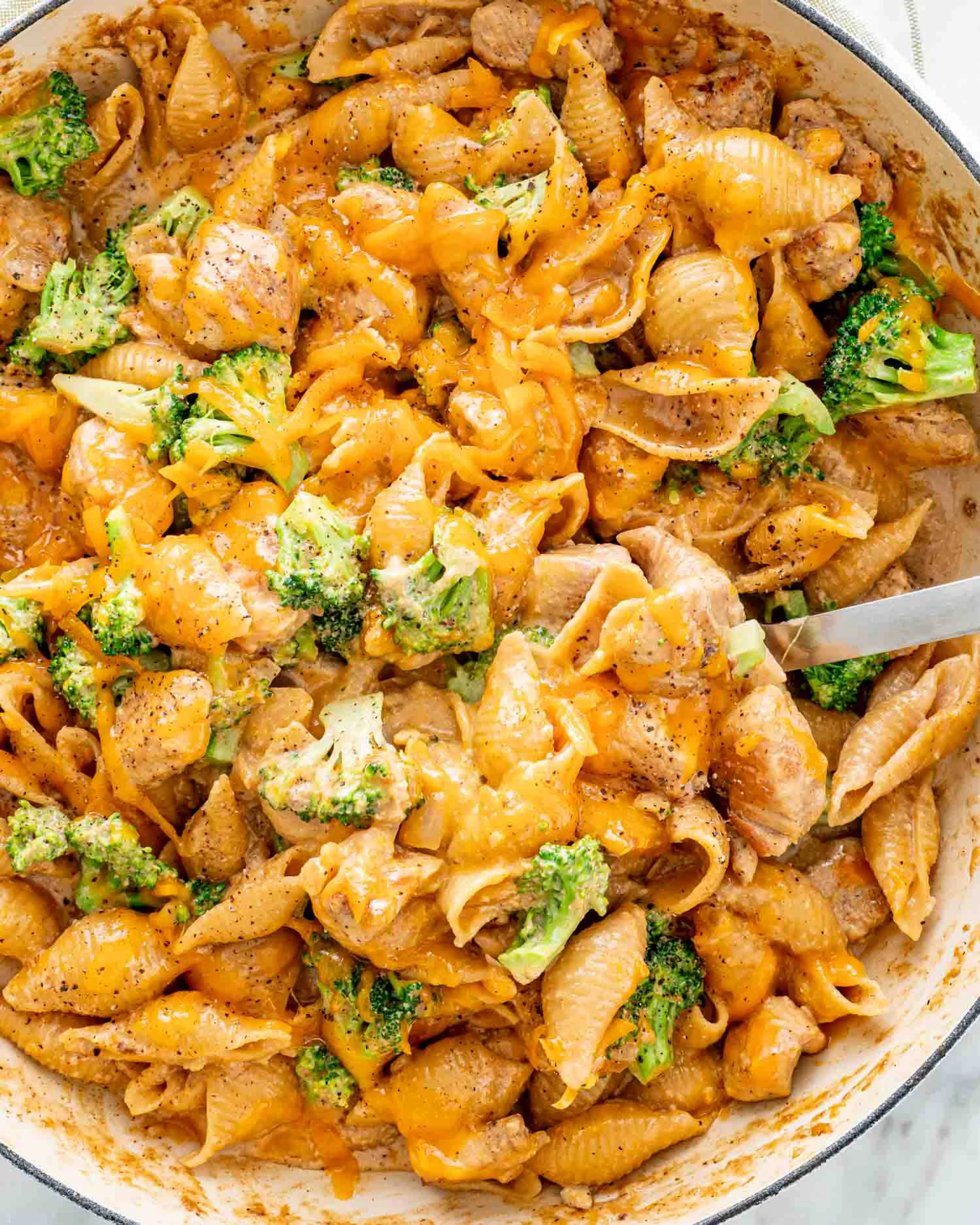 Cheesy Chicken Broccoli Pasta