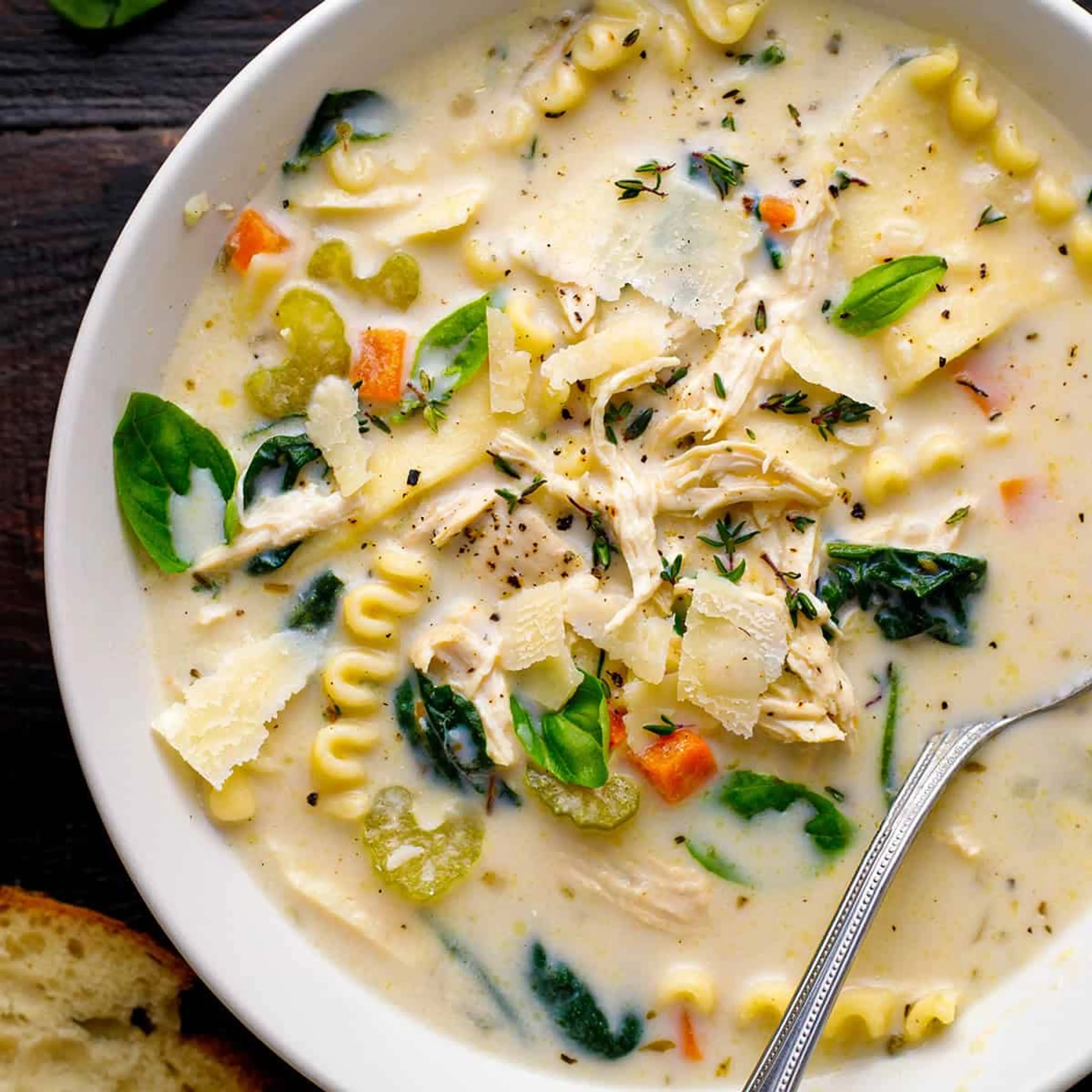 White Lasagna Soup with Chicken