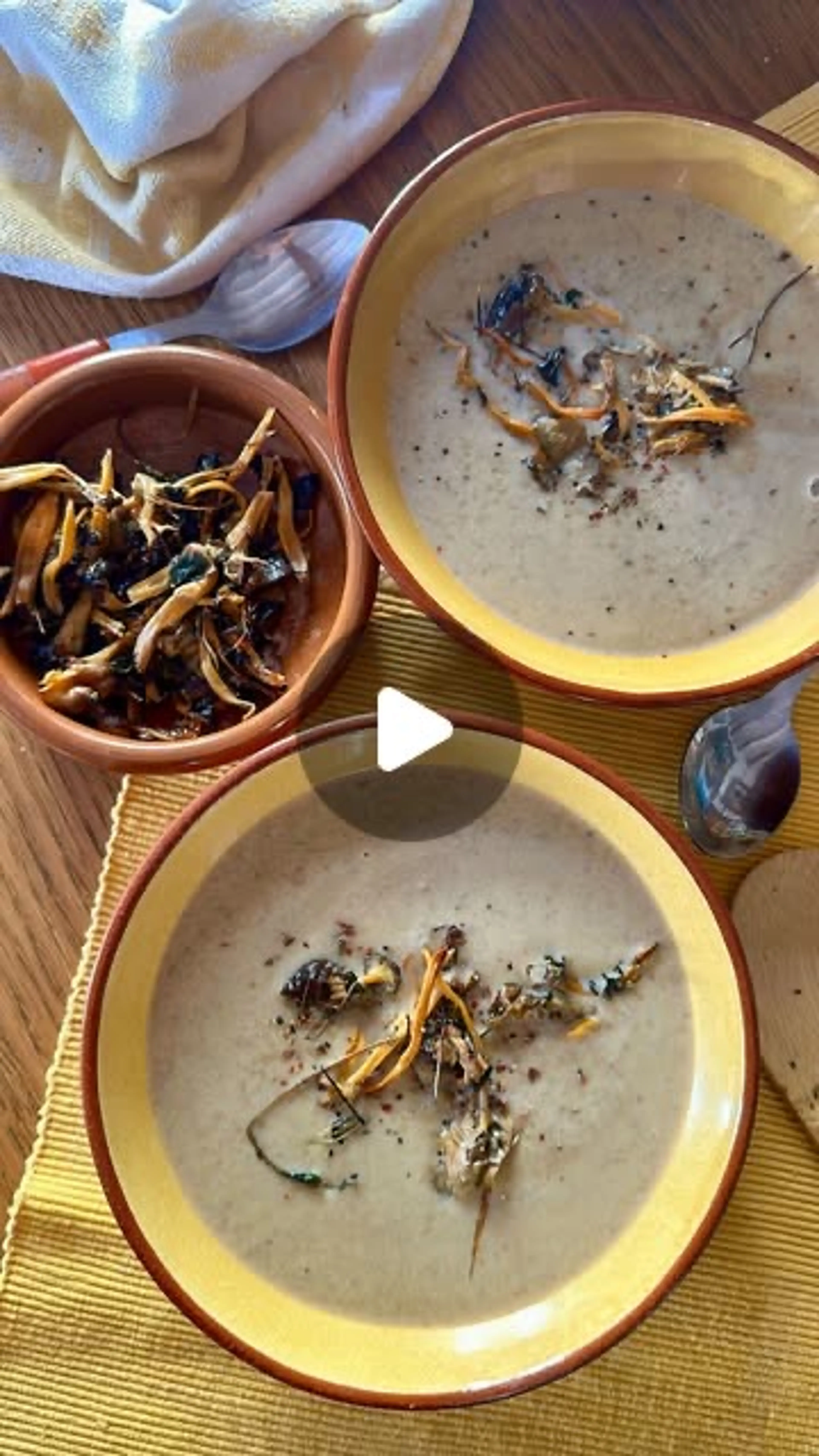 Fridge Raid Creamy Garlic Mushroom Soup