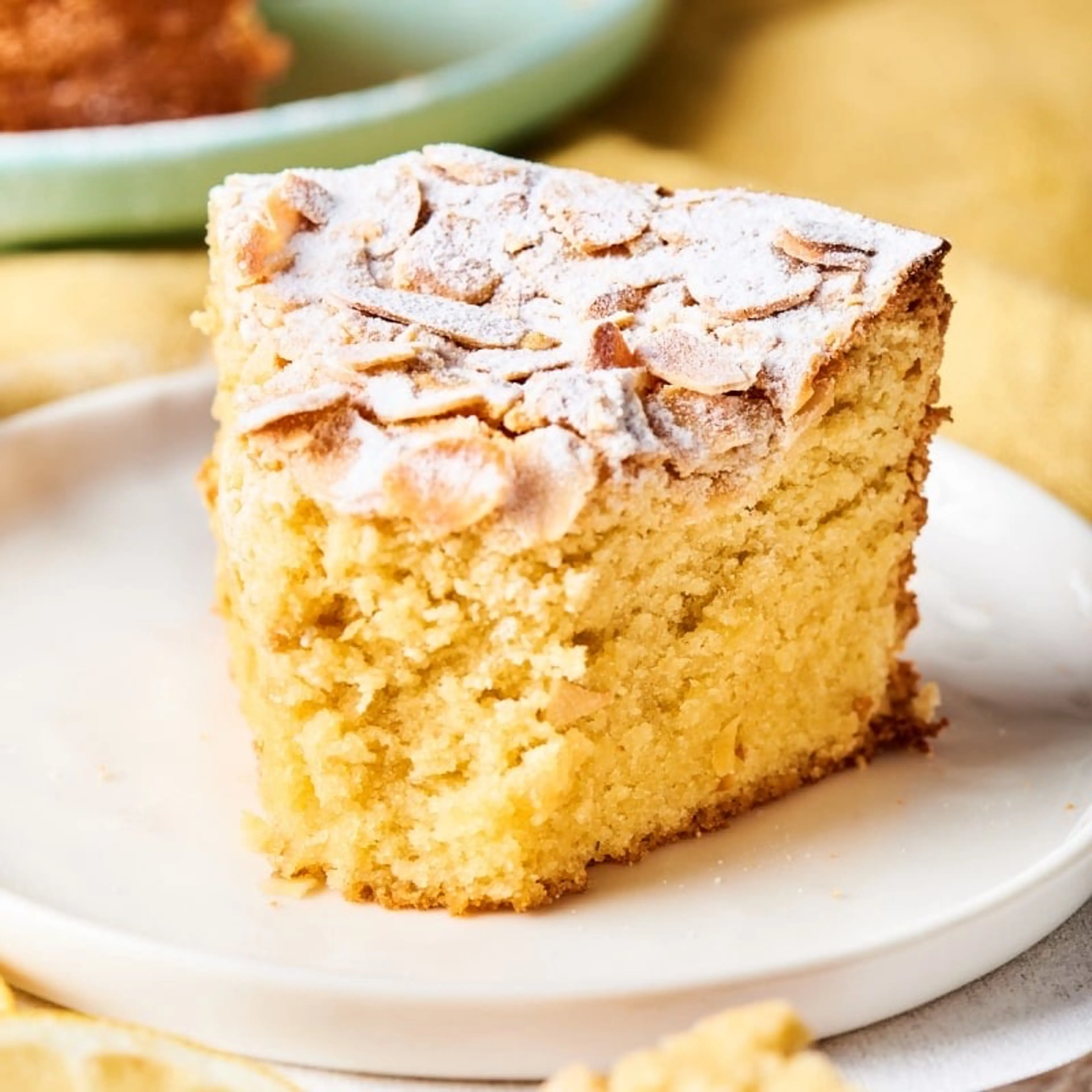 Almond Flour Cake (4 Ingredients!)