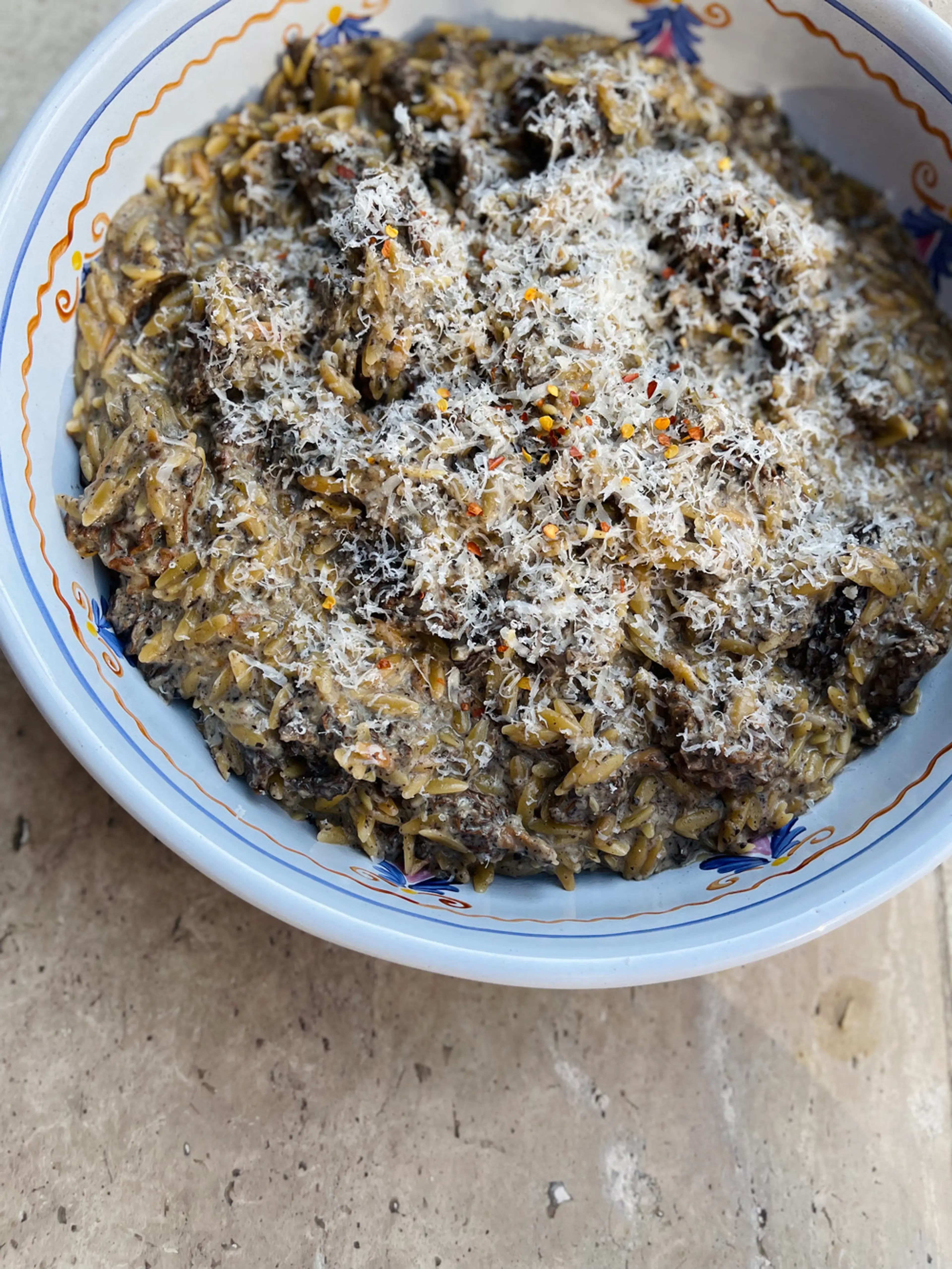 Orzo con Morillas, Vino Blanco y Parmesano