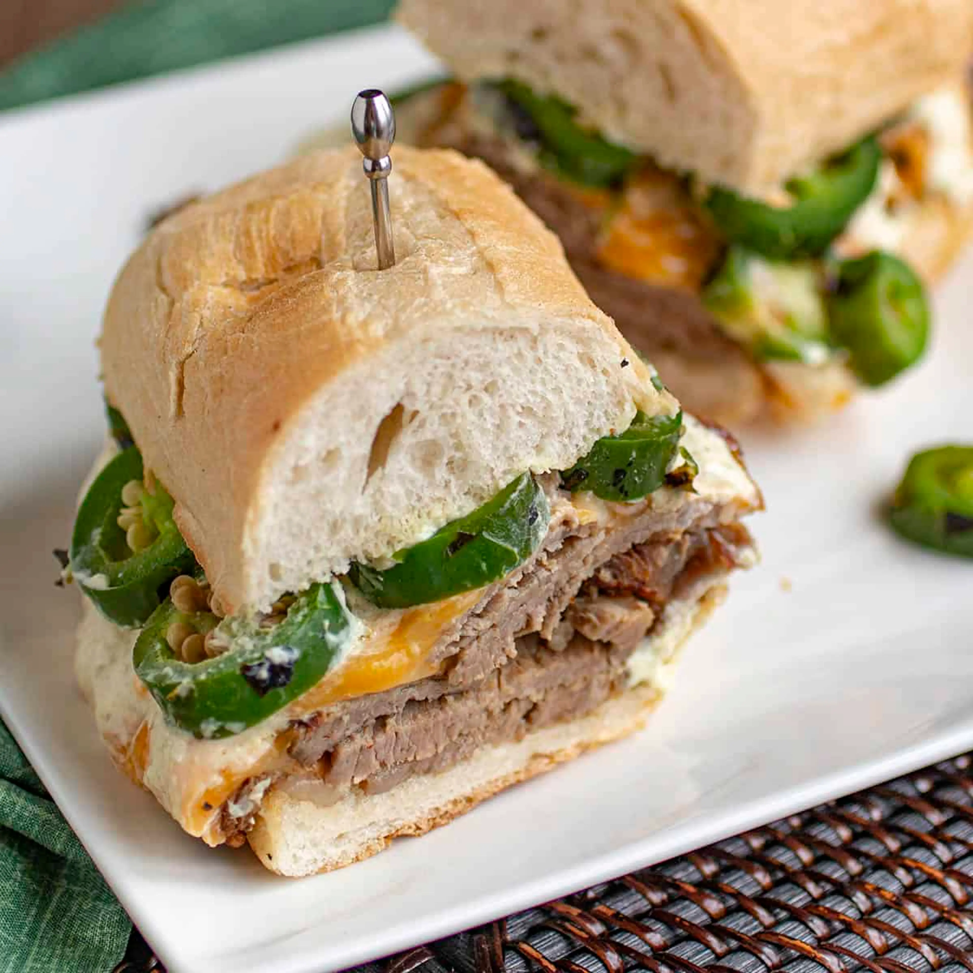 Prime Rib Sandwich Recipe with Horseradish Cream Sauce