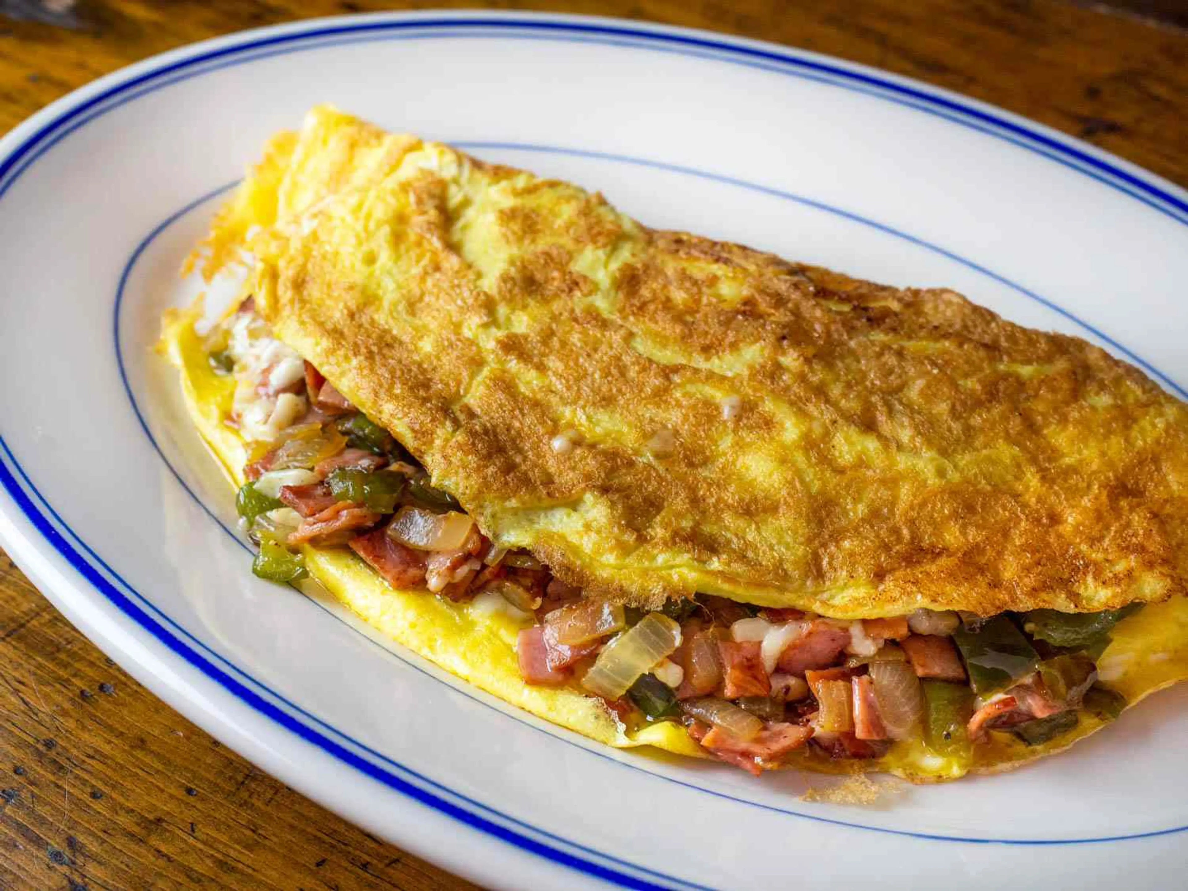 Western Omelette With Bell Pepper, Onion, Ham, and Cheese Re