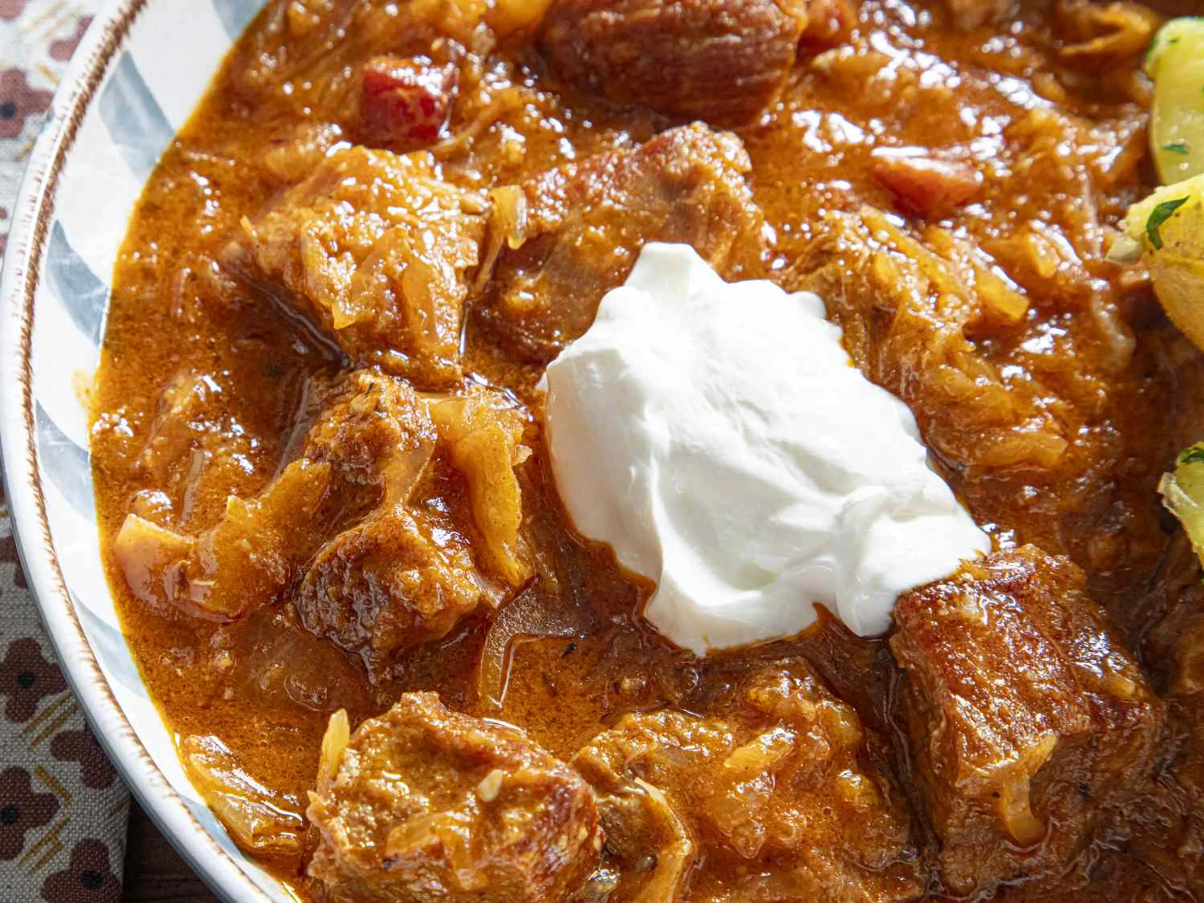 Austro-Hungarian Sauerkraut Goulash (Szegediner Gulasch)