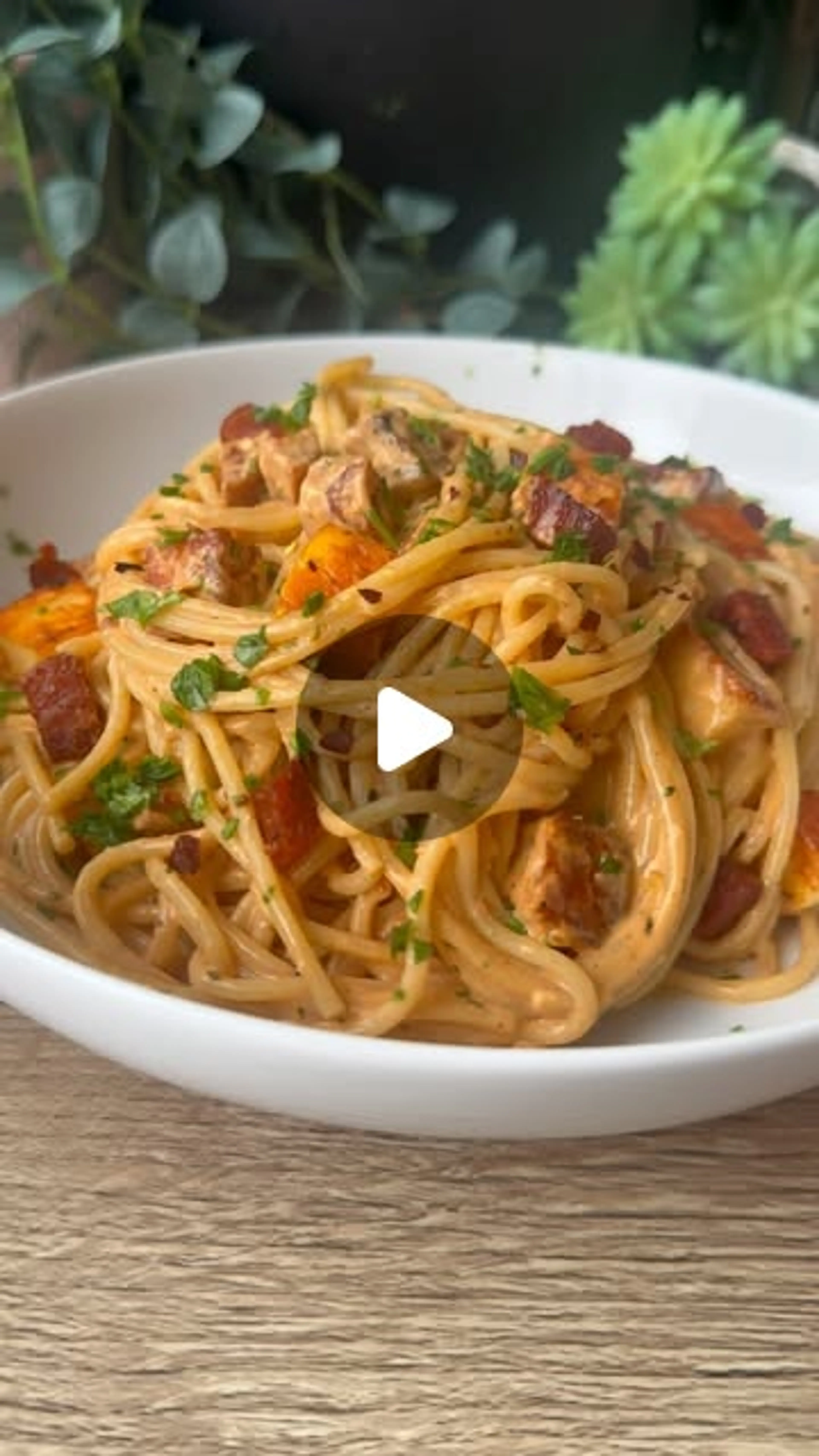 Chorizo & Halloumi Linguine