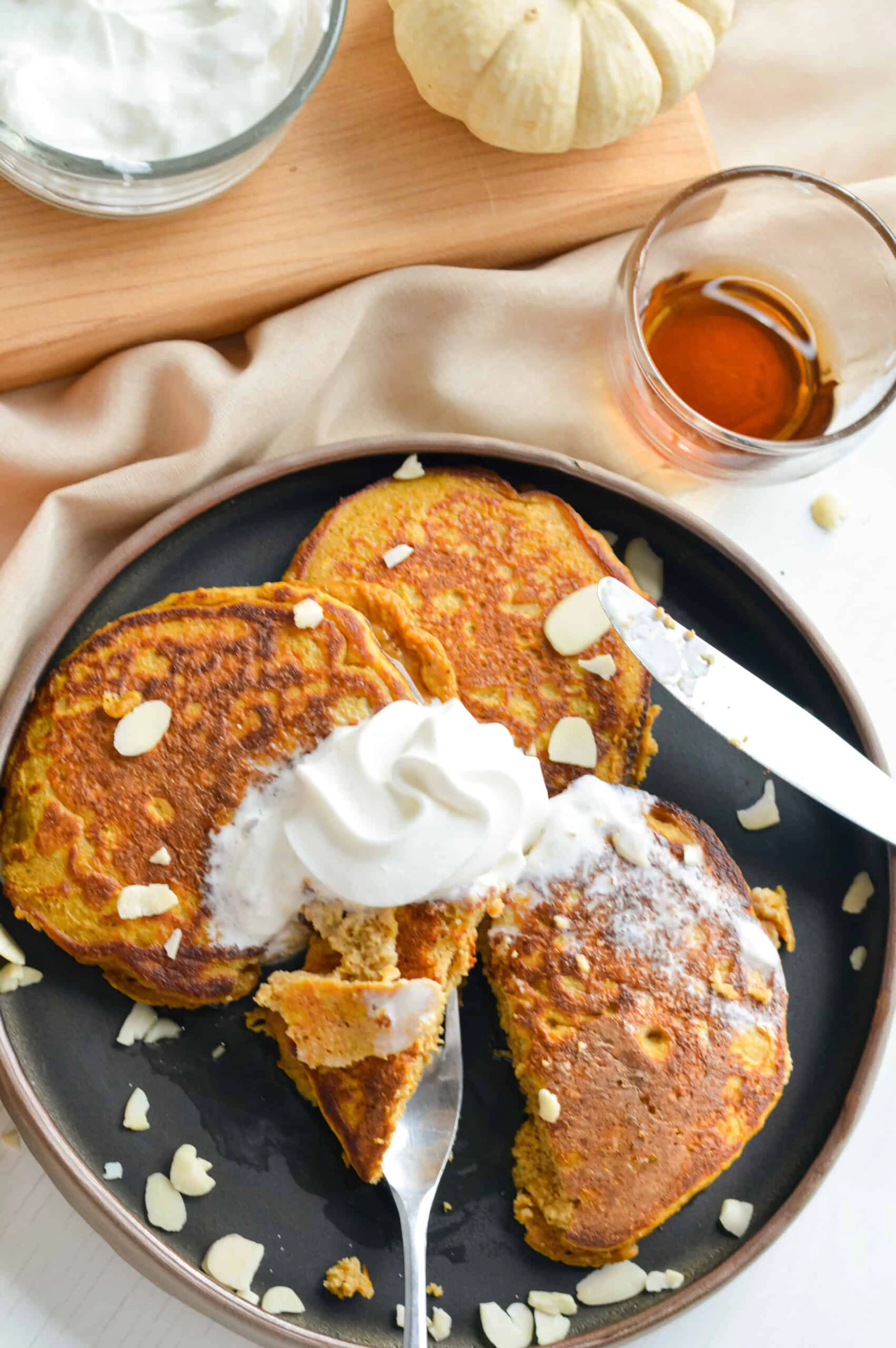 Easy Protein Pumpkin Pancakes