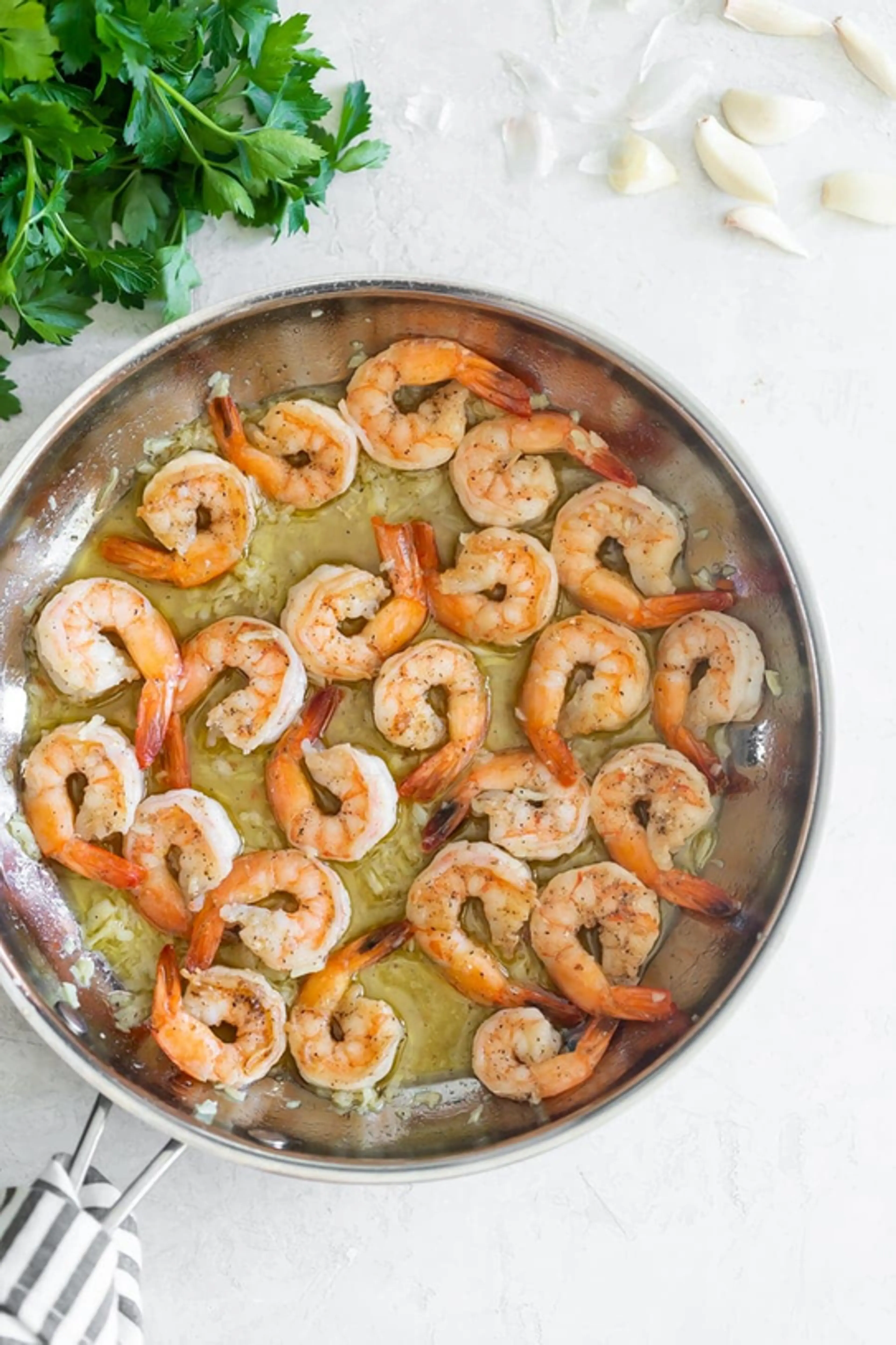 15 Minute Camarones al Ajillo