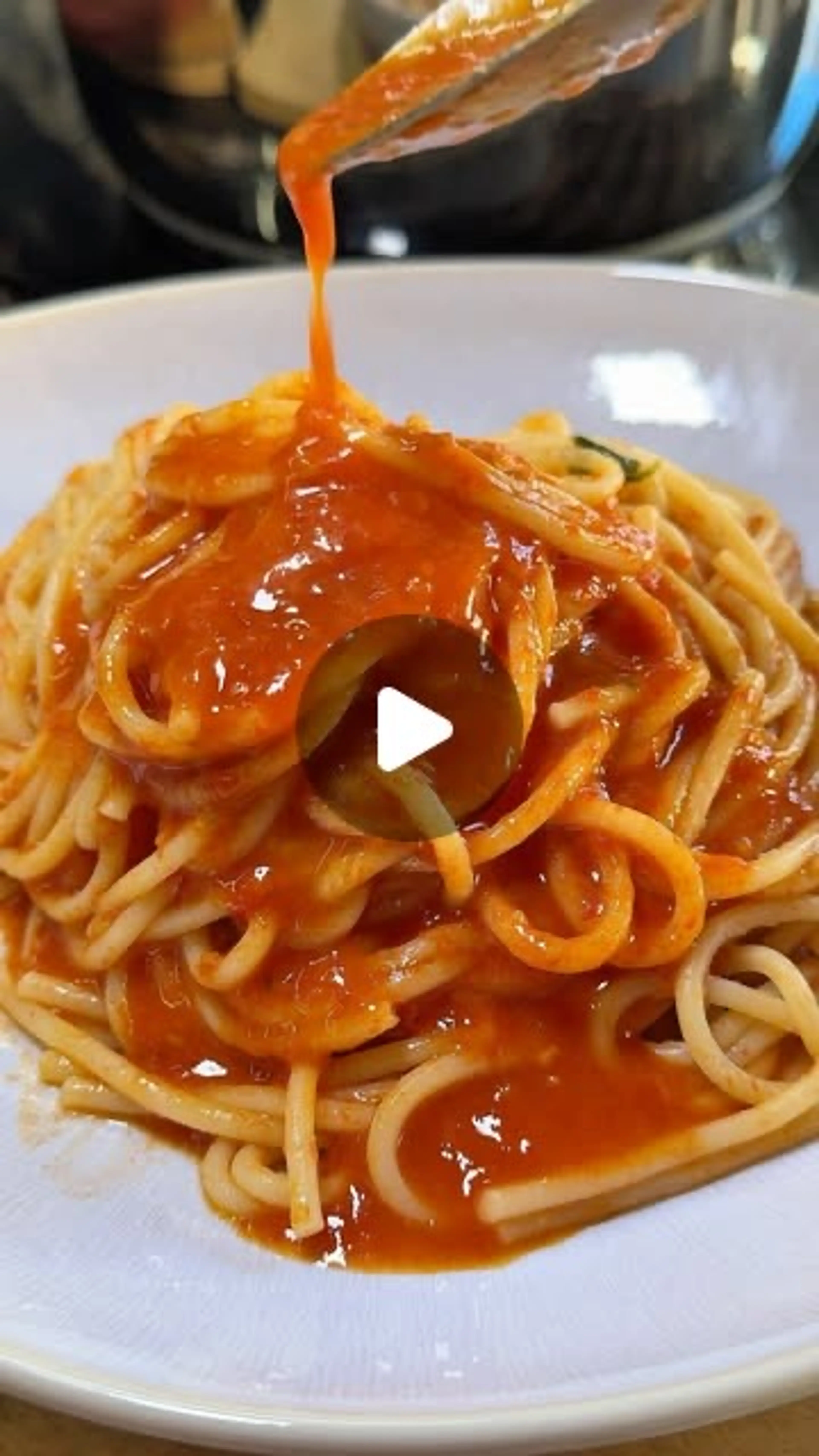 Spaghetti Al Pomodoro Recipe