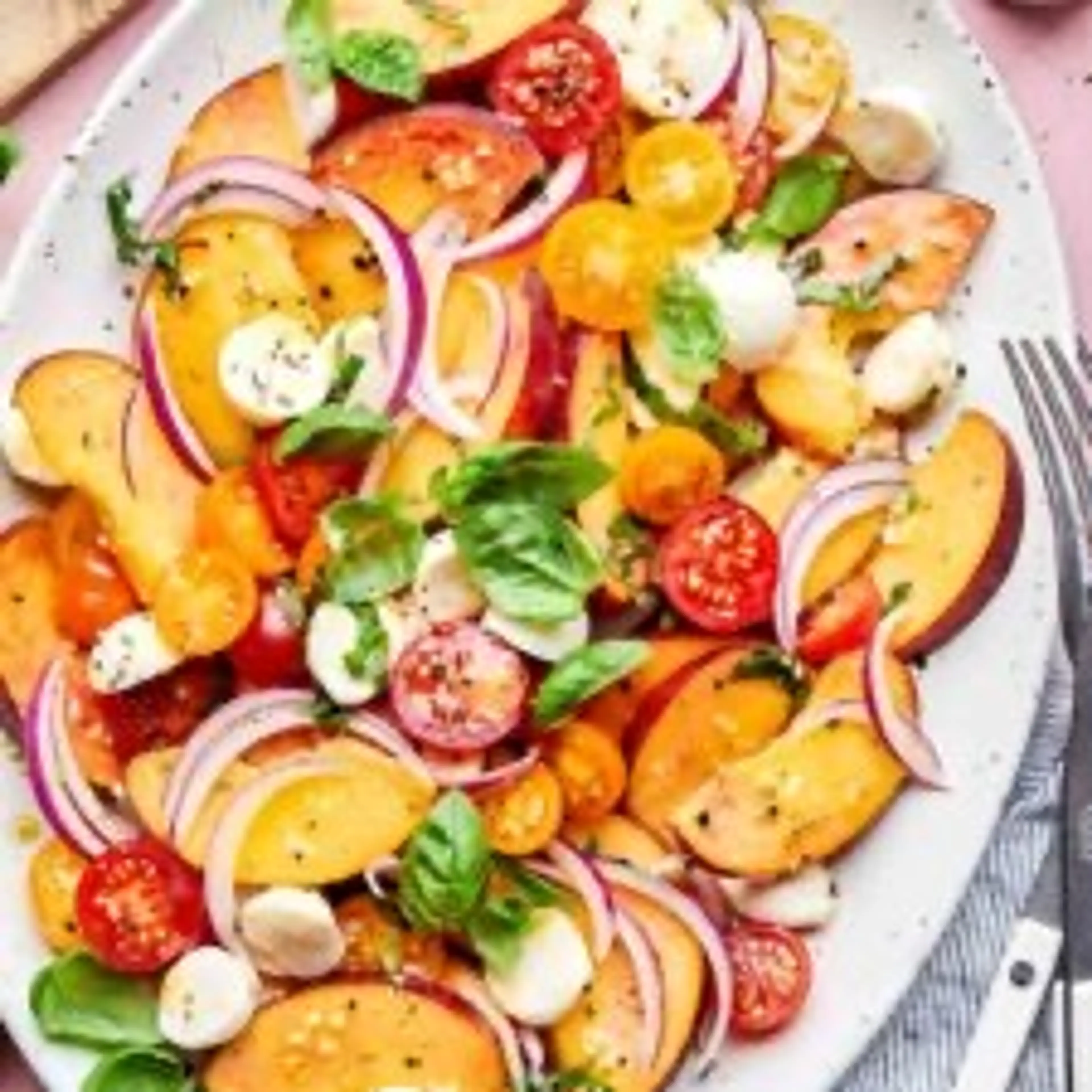 Tomato Peach Caprese Salad - 15 Minutes