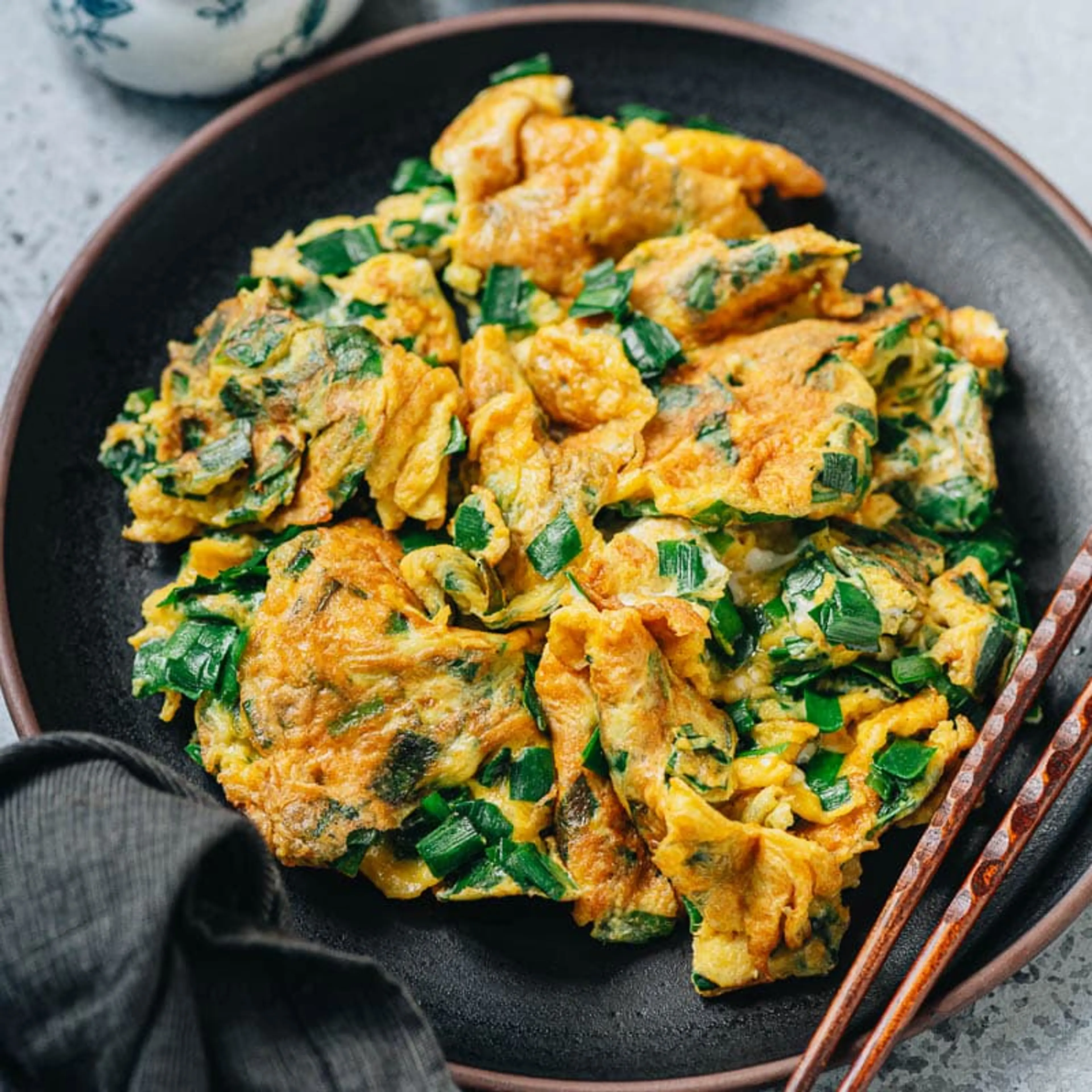 Chinese Chive and Egg (韭菜炒鸡蛋)
