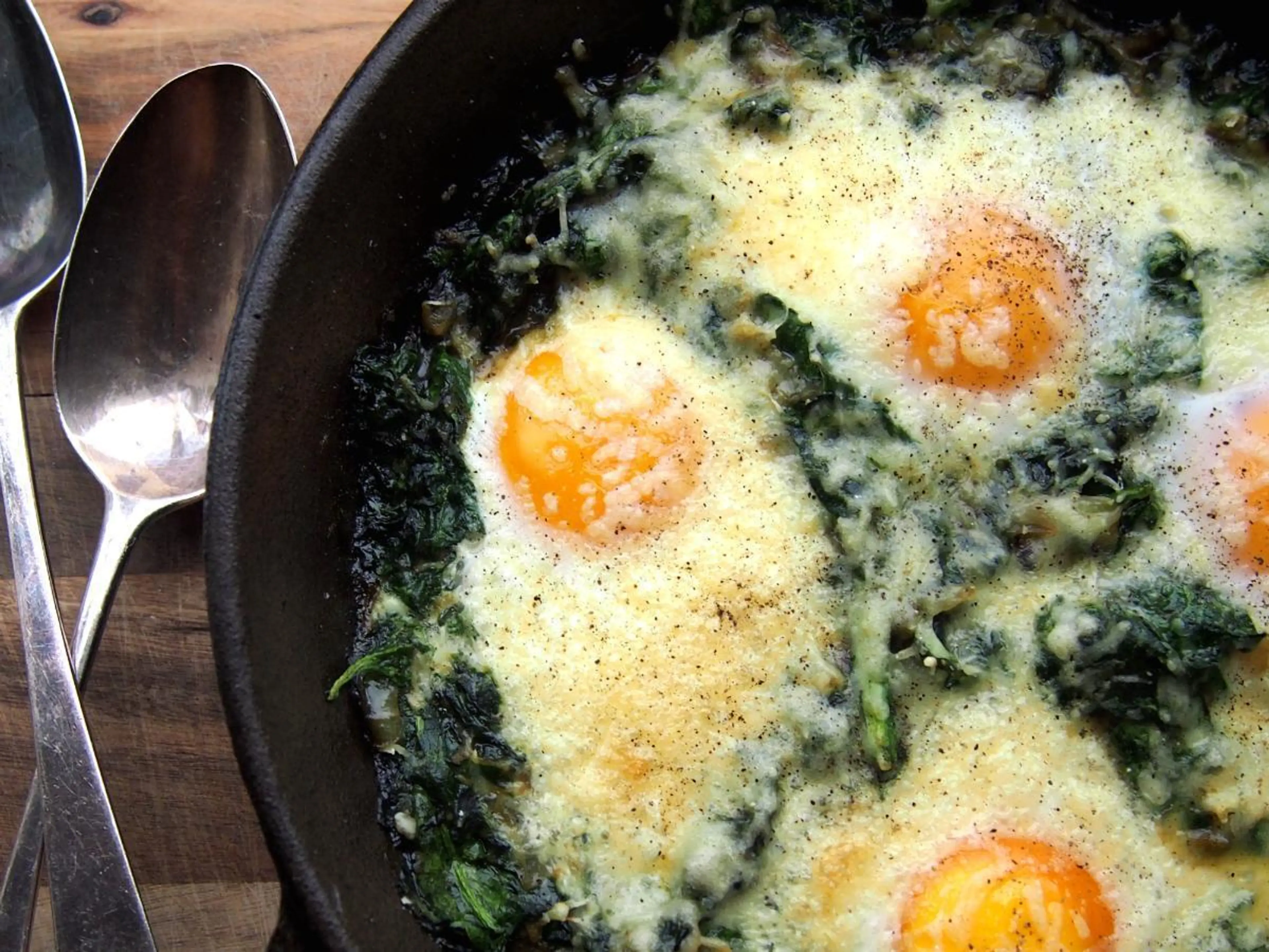 Poached Eggs in Spinach