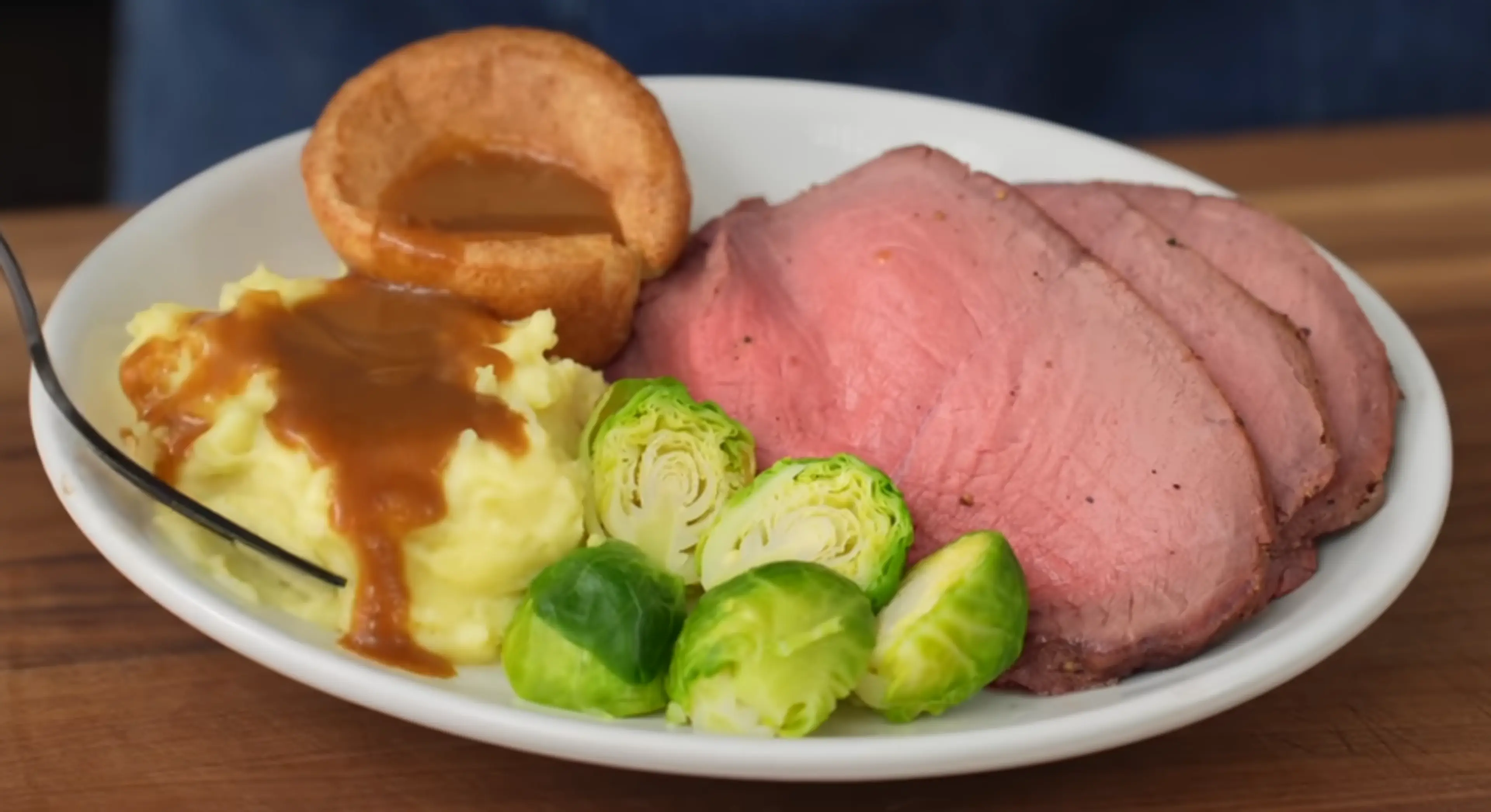 Beef, Sunday Roast w/Yorkshire Puddings