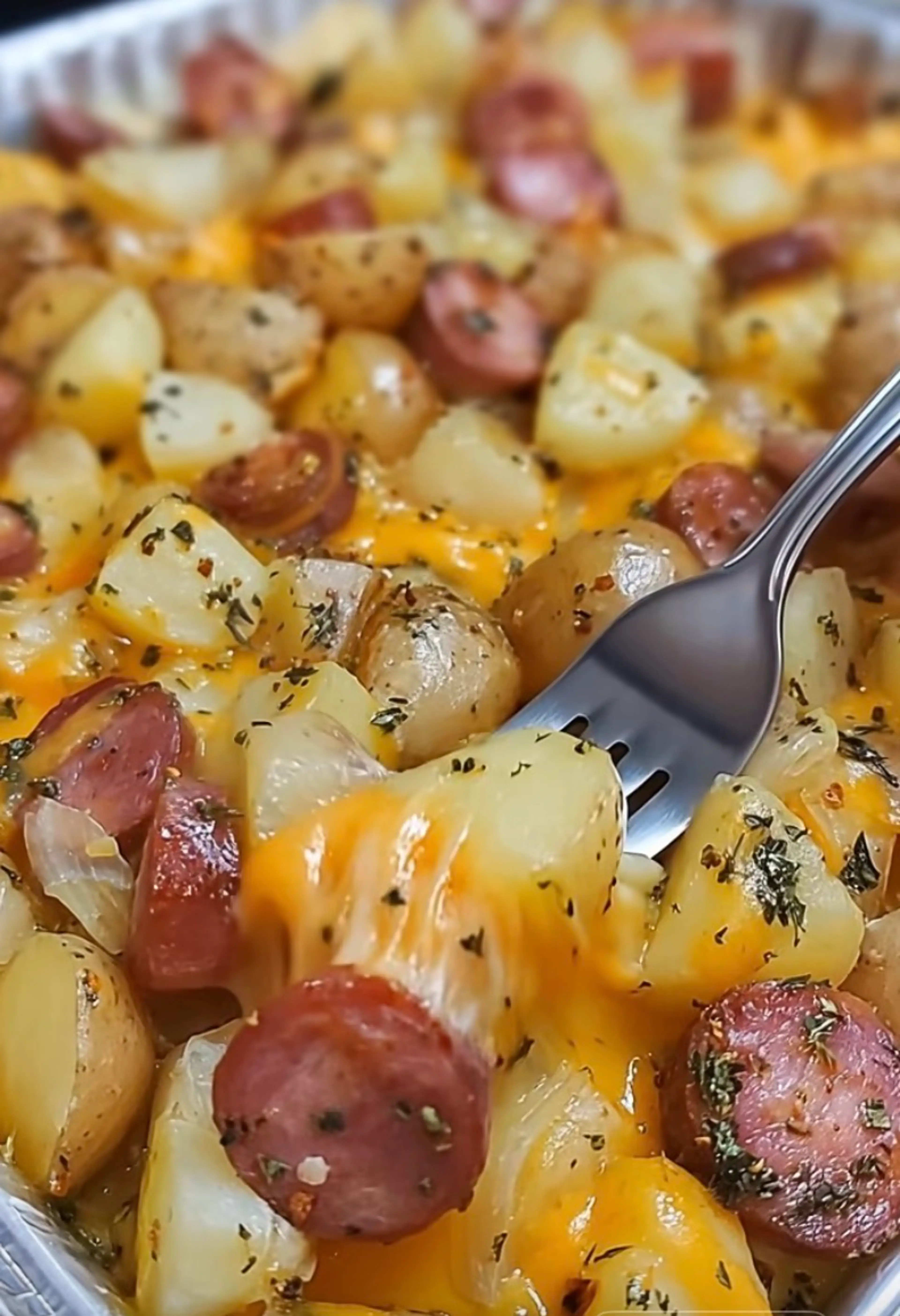 Cheesy Potato And Smoked Sausage
